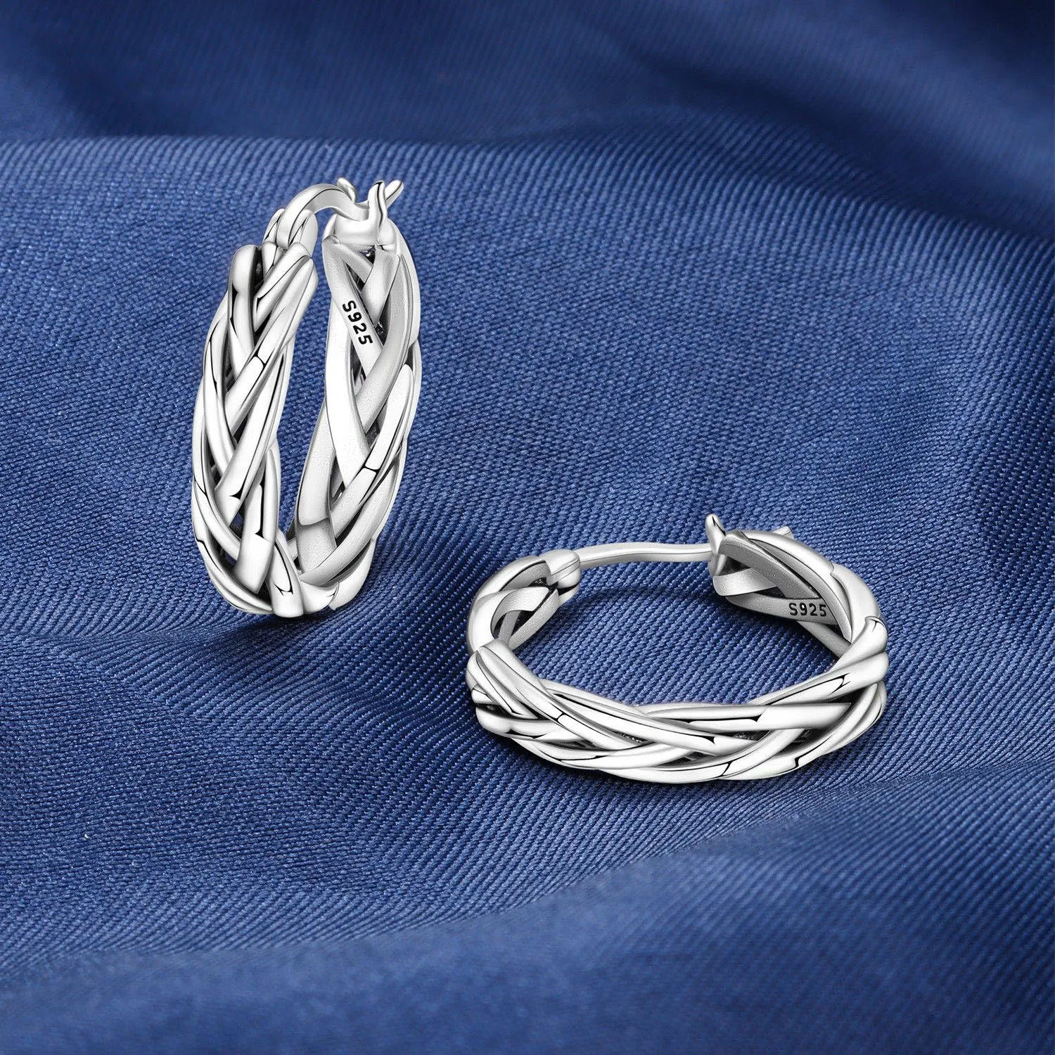 PANPOKI Orecchini a fiori 925 Argento Sterling con zirconia – S925 Orecchini a cerchio incisi come regalo per donne | Ipoallergenici e leggeri | Scatola regalo + panno per la pulizia, Universal - immagine 2