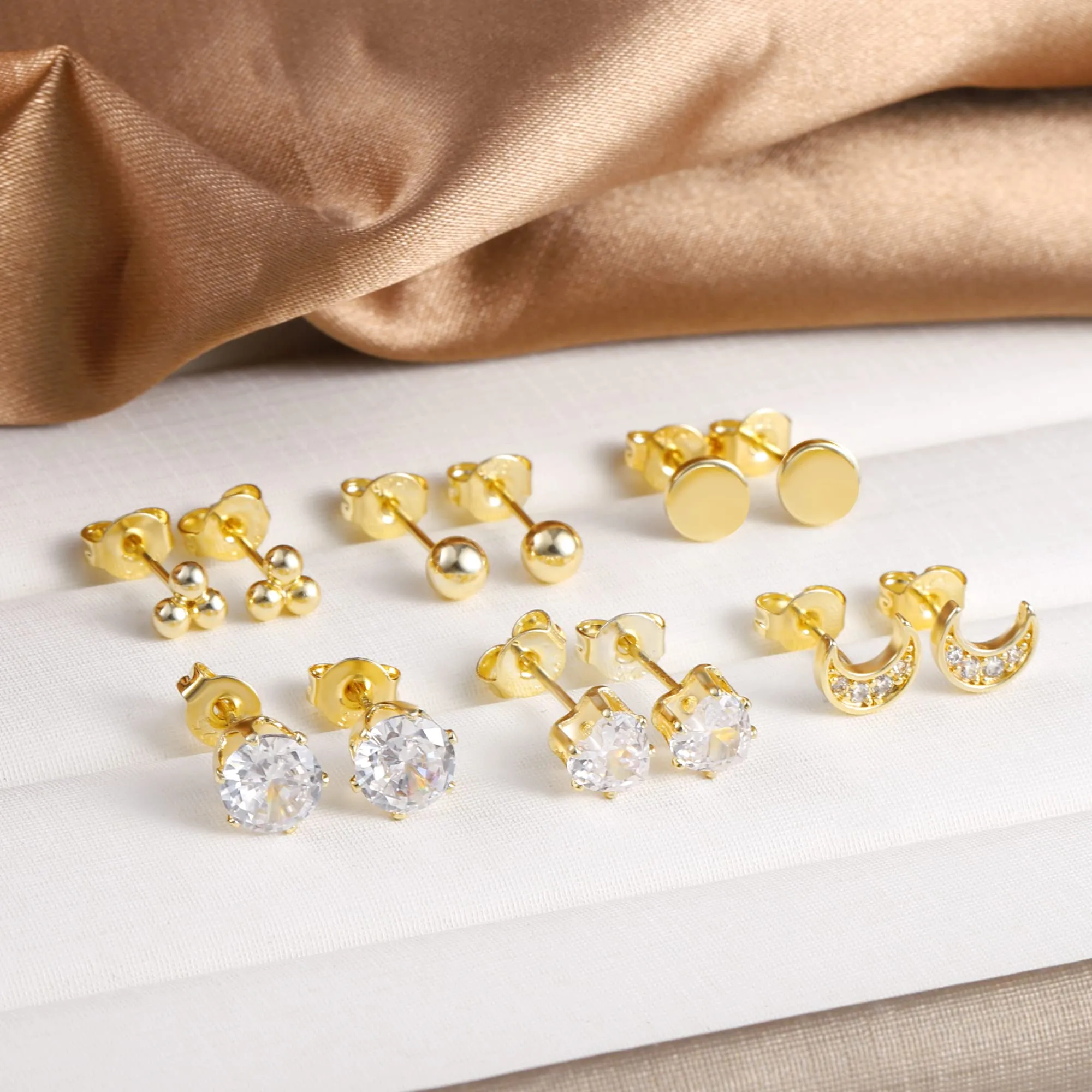 orecchini donna pendenti, orecchini cerchio, orecchino Set per più piercing, Huggies Hoop Studs Orecchini per Donne Ragazze Piccoli Orecchini Minimalisti Ipoallergenici a Catena Hoop Ball Set - immagine 3