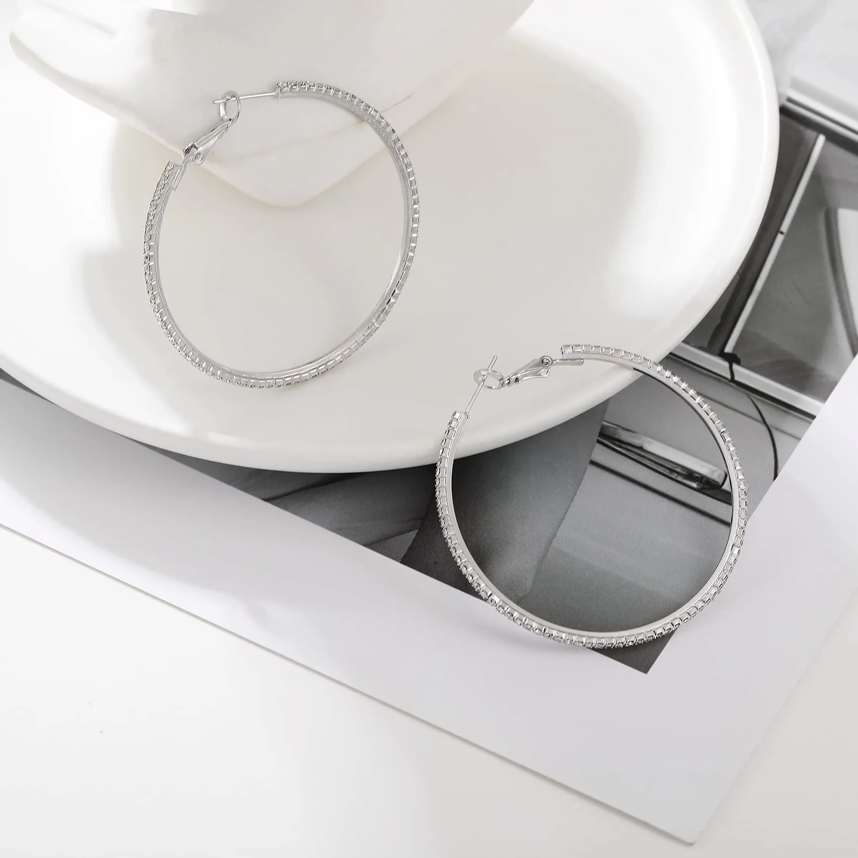 MOROTOLE Orecchini a cerchio in argento 925 con strass - Moda Orecchini sottili in argento con strass Ipoallergenici - Orecchini grandi in argento per donne e ragazze - Gioielli e Regali - immagine 7