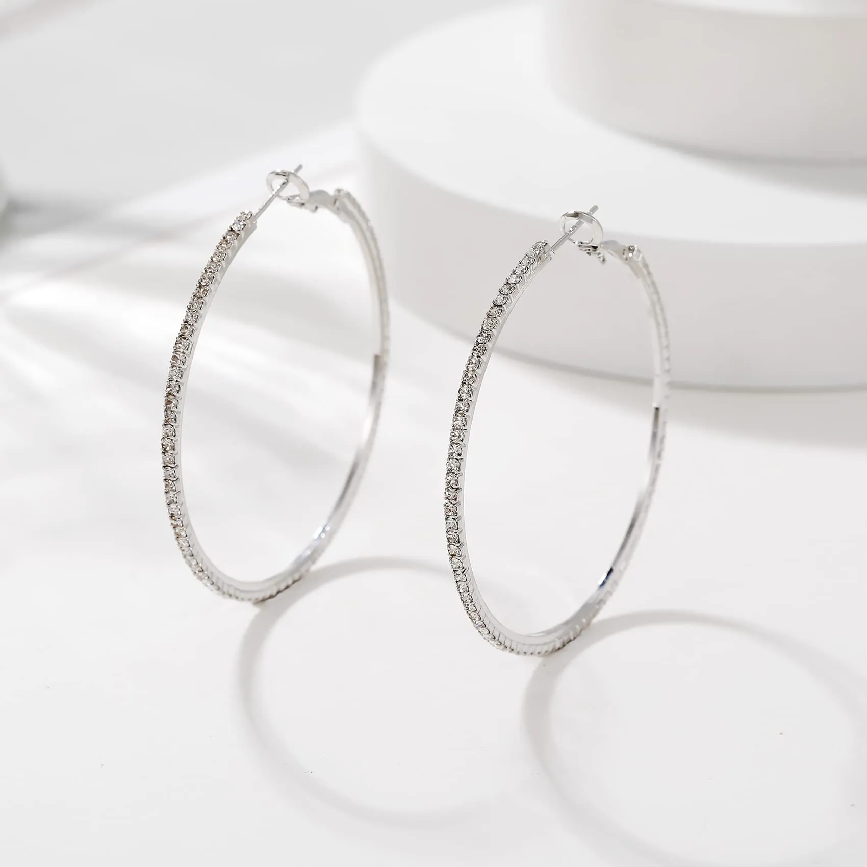 MOROTOLE Orecchini a cerchio in argento 925 con strass - Moda Orecchini sottili in argento con strass Ipoallergenici - Orecchini grandi in argento per donne e ragazze - Gioielli e Regali - immagine 8