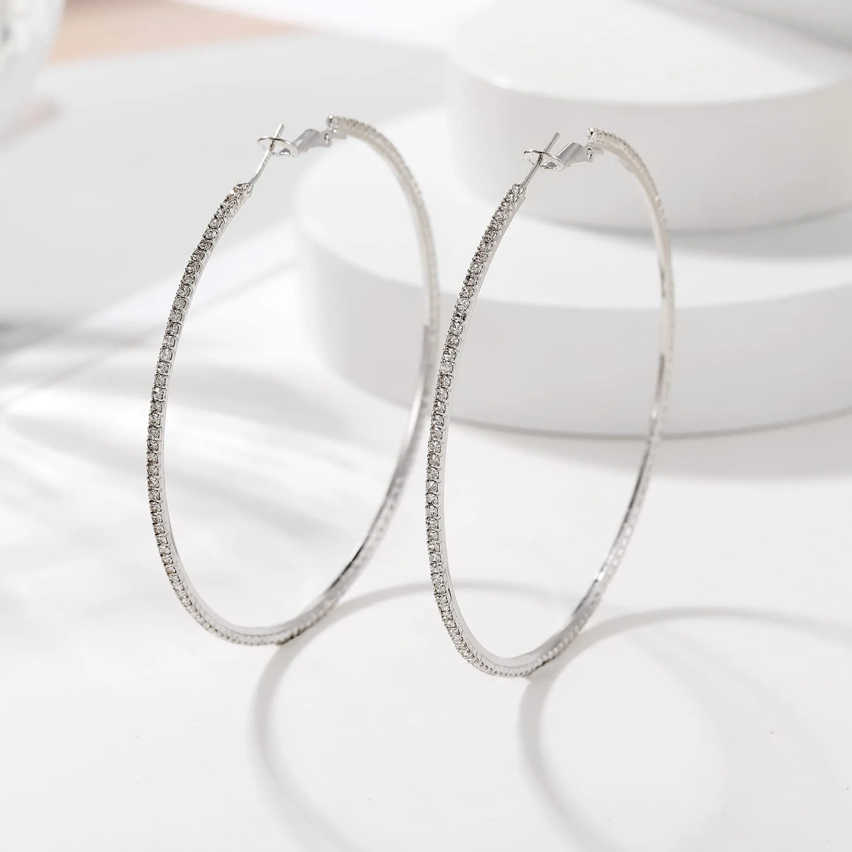 MOROTOLE Orecchini a cerchio in argento 925 con strass Moda Orecchini sottili in argento con strass Ipoallergenici Orecchini grandi in argento per donne Ragazze Gioielli Regali - immagine 7