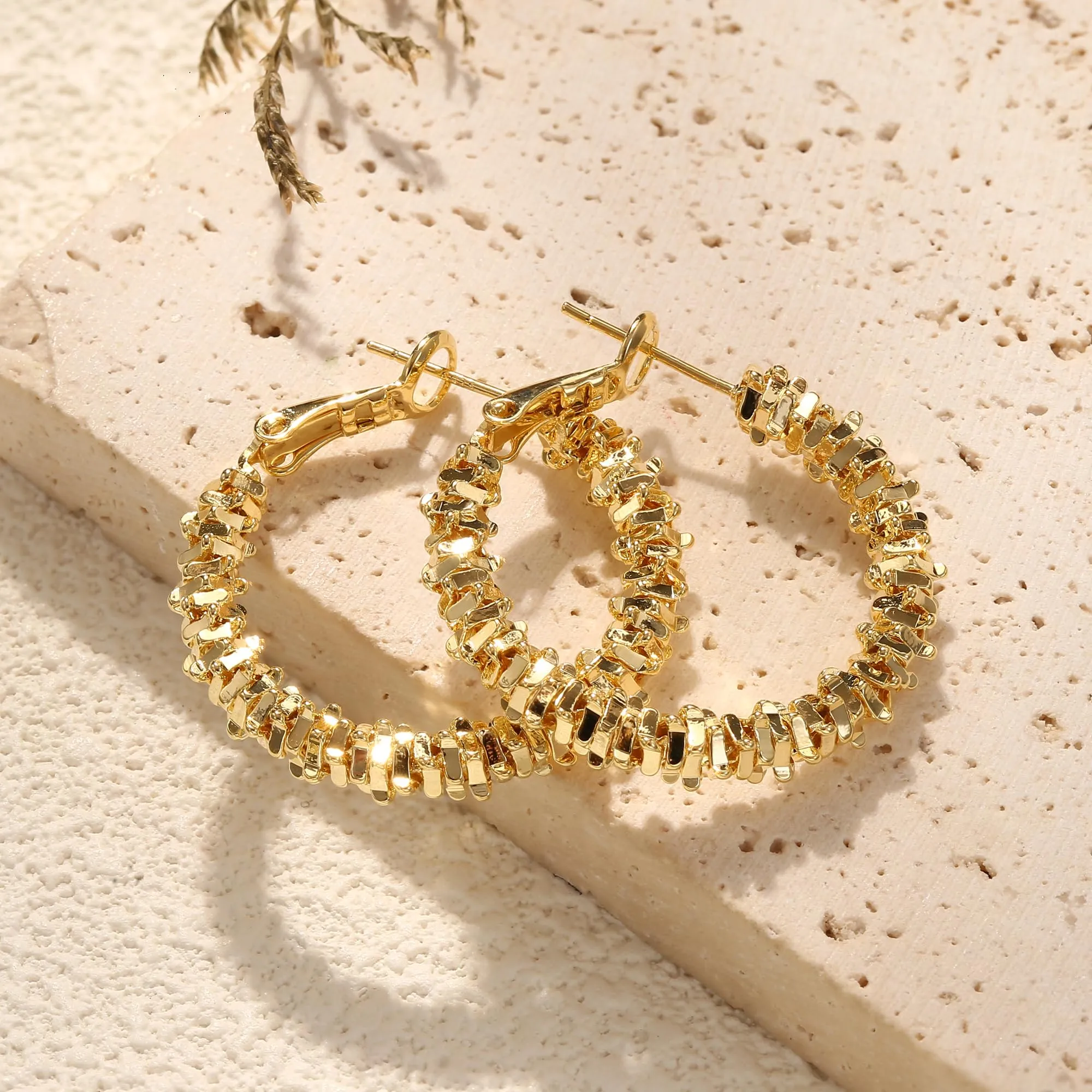 Dochais Orecchini Donna Cerchio Oro Color Donna Orecchini a Perno in Argento 925 Cerchio Grandi Ipoallergenici Orecchino Placcato Oro 14K Leggeri Hoop Earrings Gioielli Regali - immagine 7