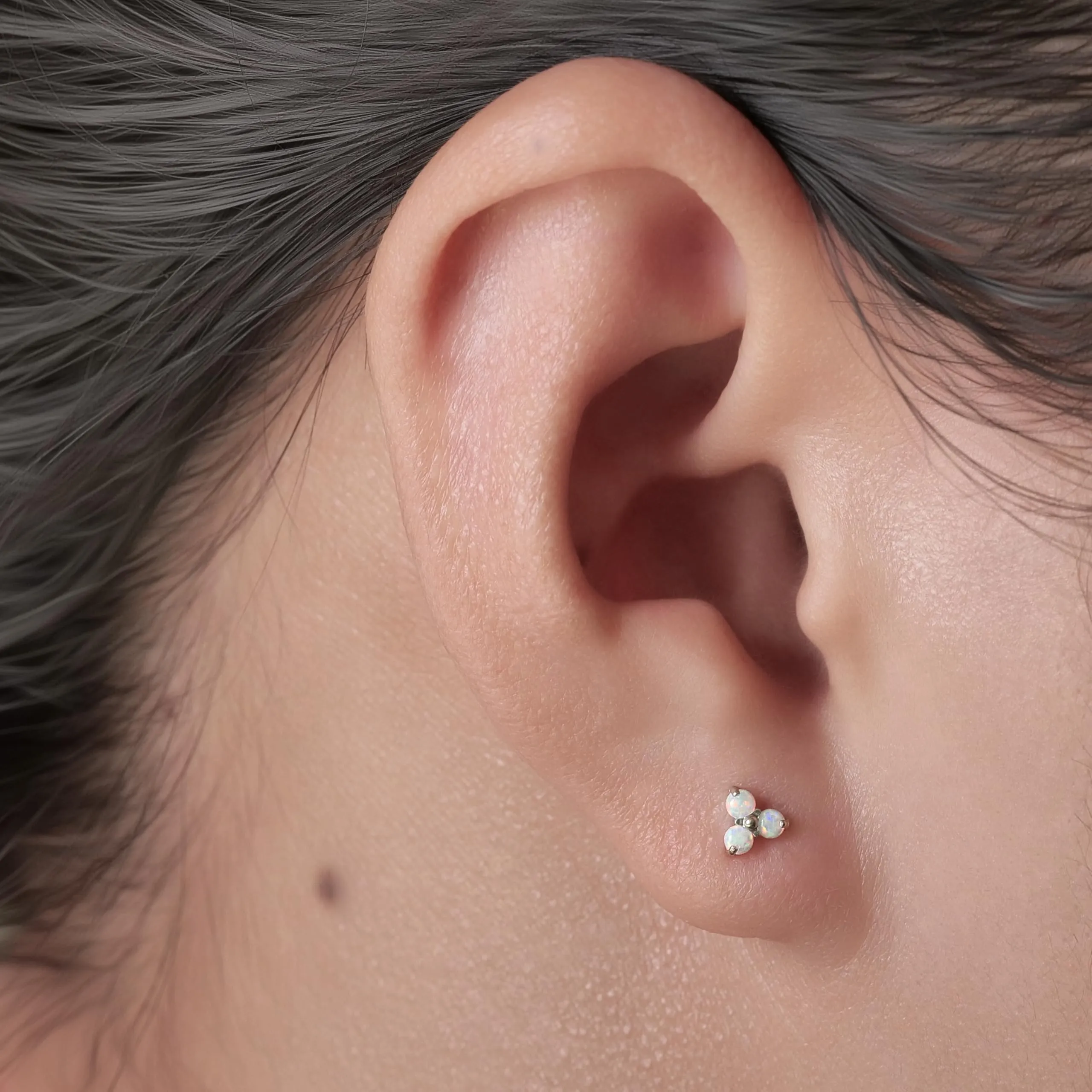 Limerencia G23 - Orecchini ipoallergenici in titanio CZ con chiusura a vite, senza nichel, per orecchie sensibili, 0,8 millimetri, Titanio, Zirconia cubica - immagine 3