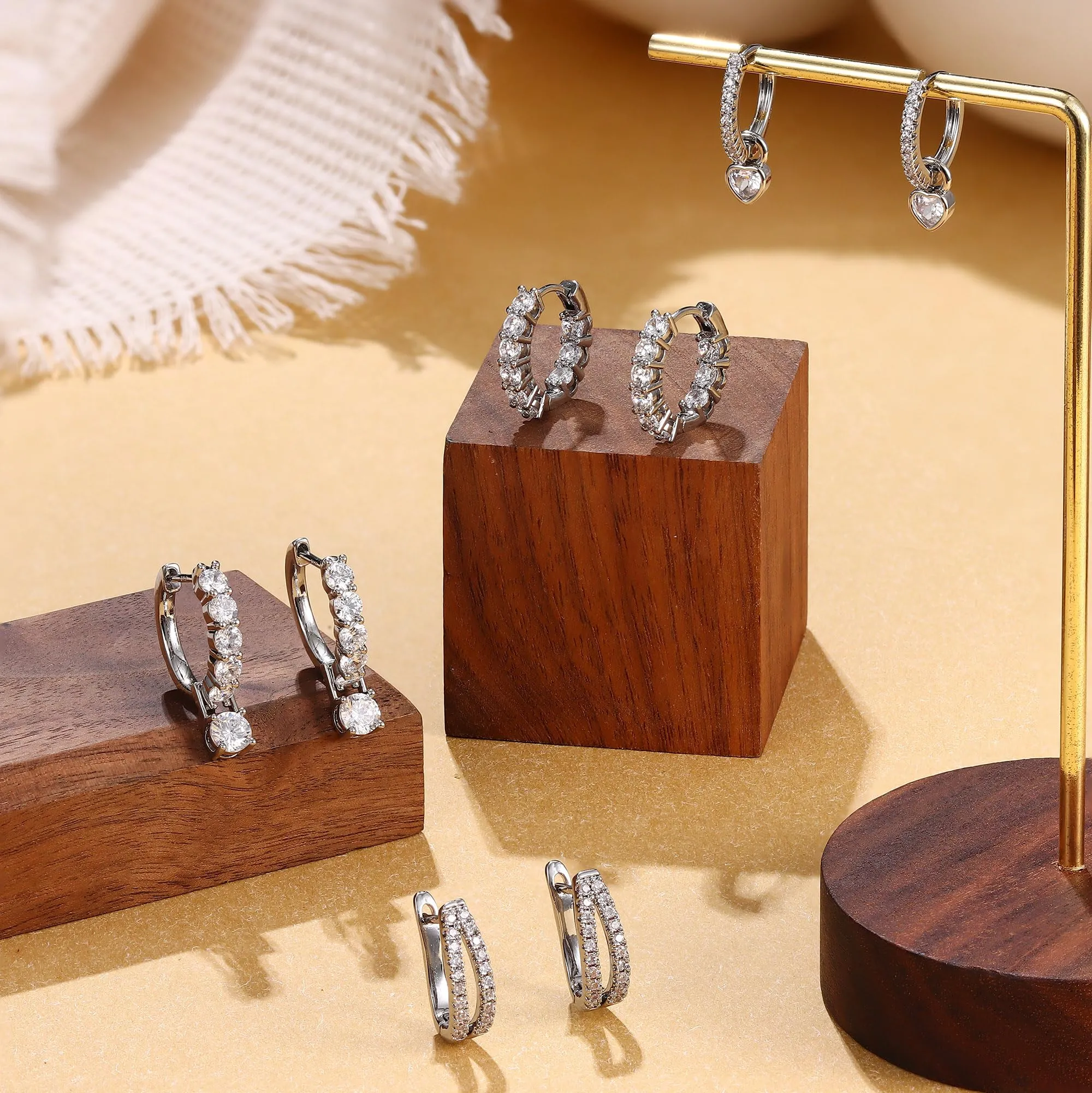 Dochais Orecchini Donna Cerchio Argento Color Donna Orecchini a Perno in Argento 925 Cerchio Piccoli Ipoallergenici Orecchino Placcato Oro 14K Leggeri Hoop Earrings Gioielli Regali - immagine 3
