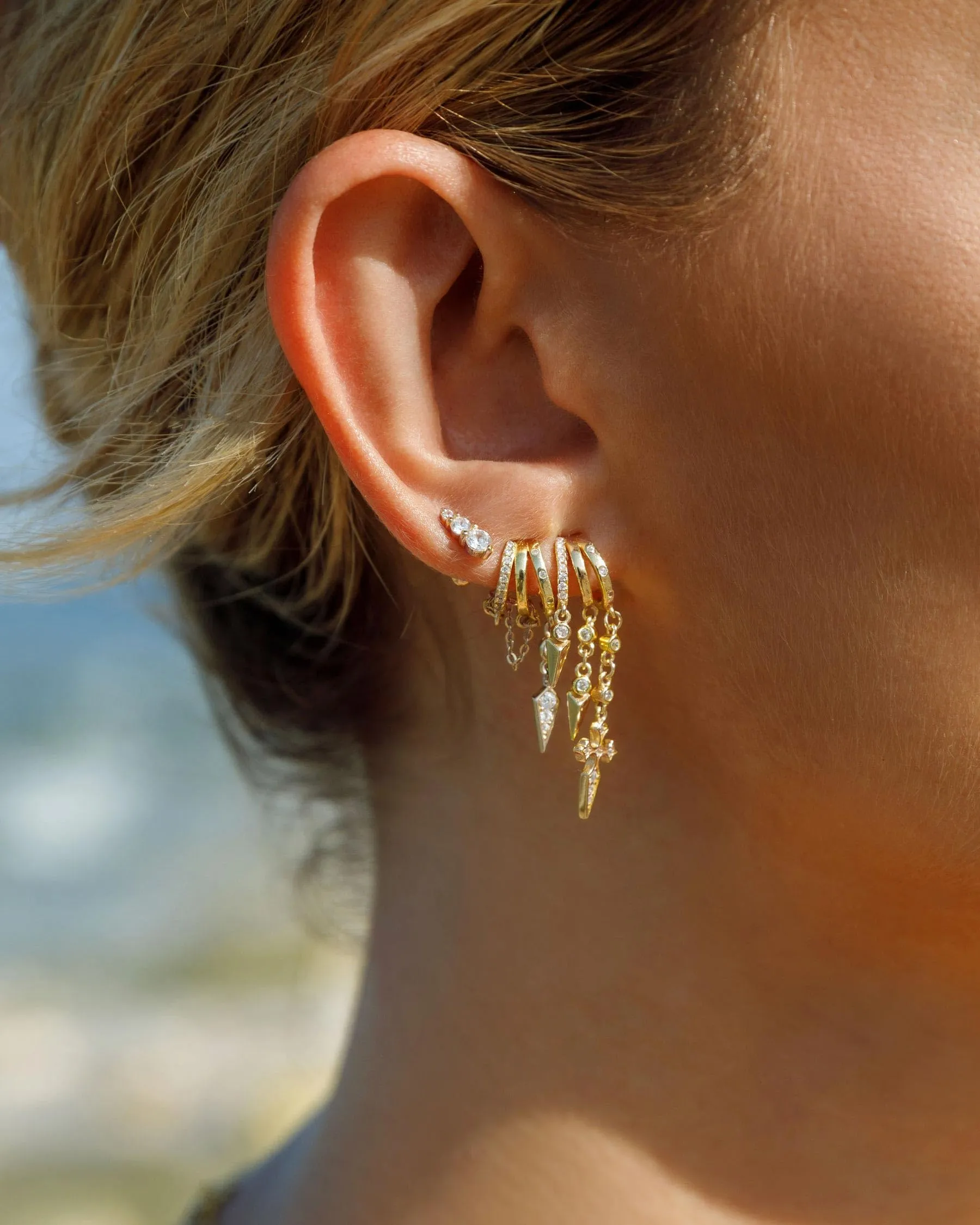 HANLI Orecchini Cerchio Pendenti Donna Oro Placcato 14K e Zirconi Cubici Anallergici Leggeri Trendy Gioielli di Moda per le Donne - immagine 4