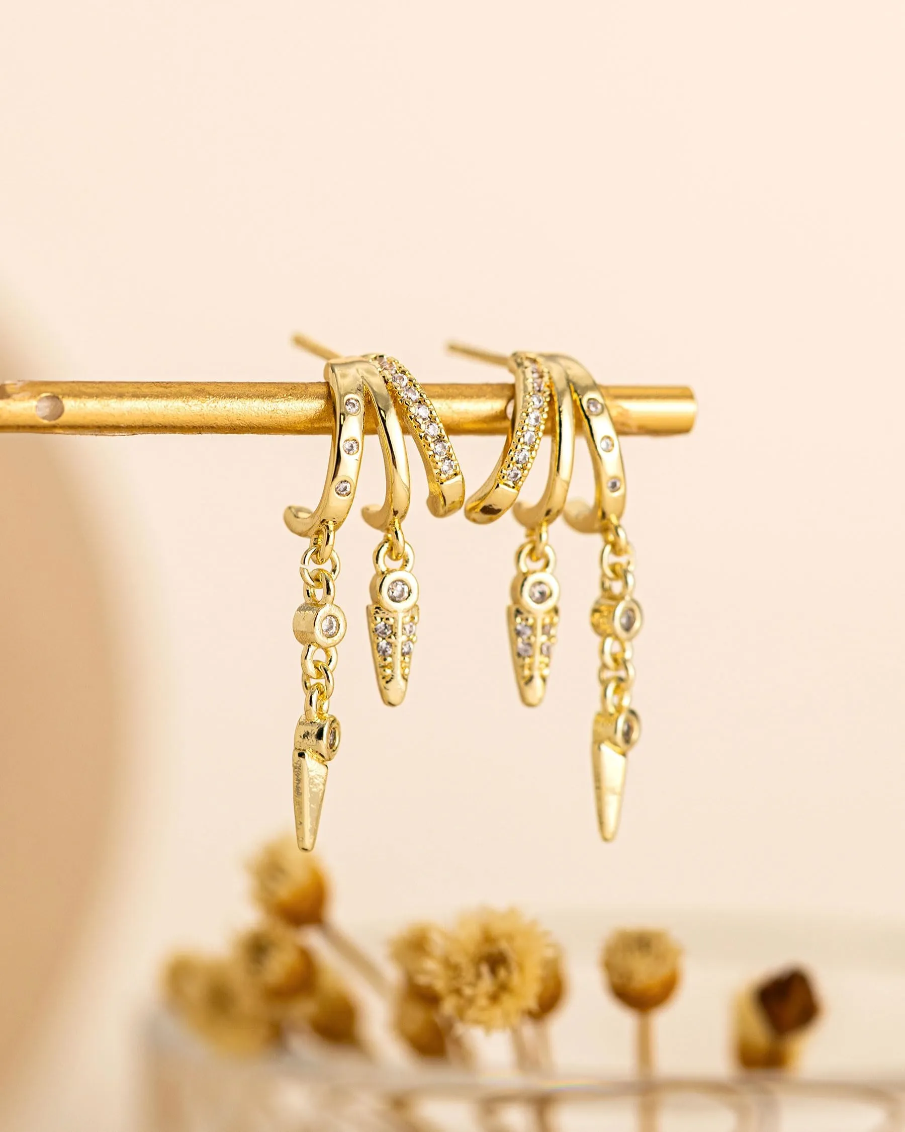 HANLI Orecchini Cerchio Pendenti Donna Oro Placcato 14K e Zirconi Cubici Anallergici Leggeri Trendy Gioielli di Moda per le Donne - immagine 4