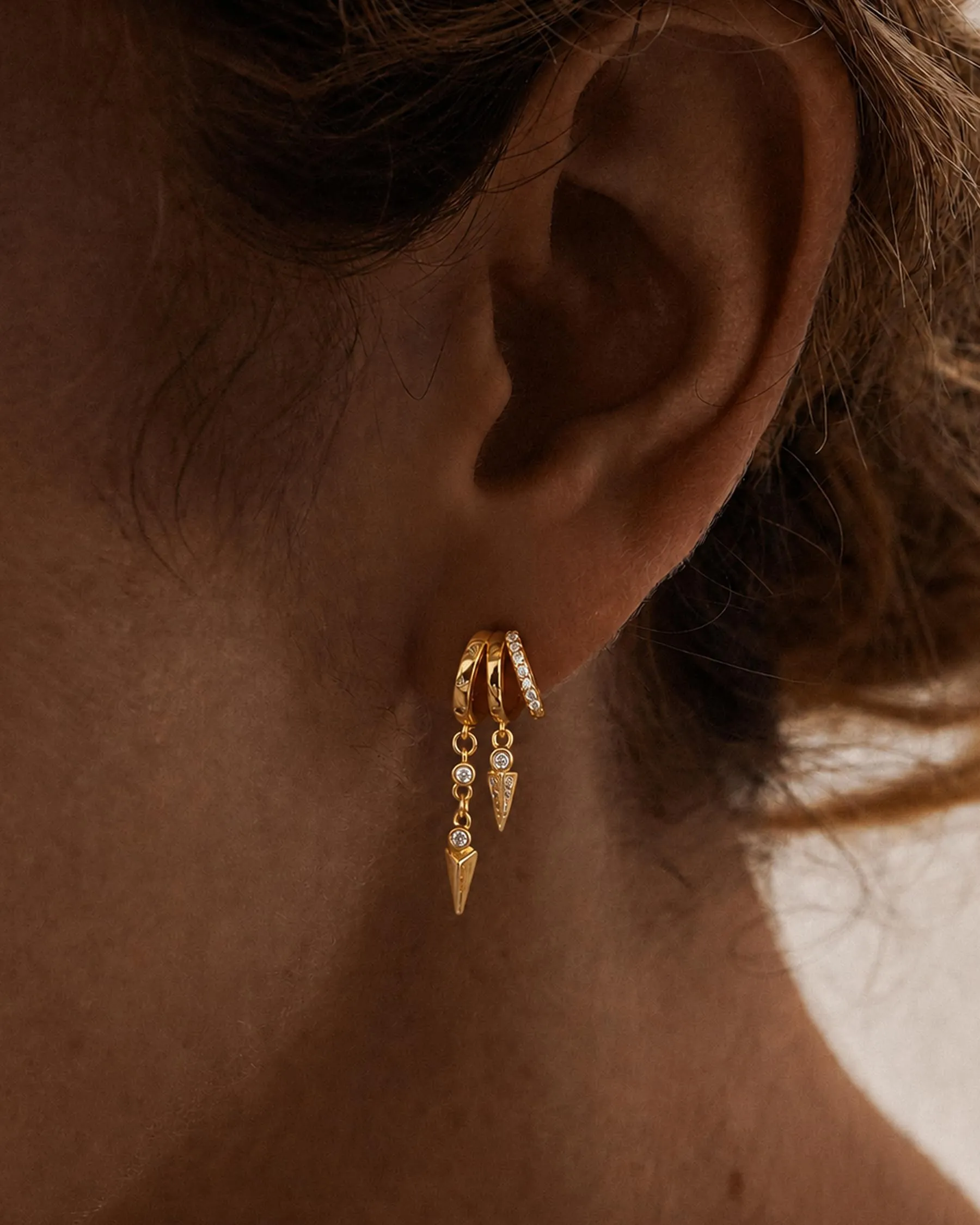 HANLI Orecchini Cerchio Pendenti Donna Oro Placcato 14K e Zirconi Cubici Anallergici Leggeri Trendy Gioielli di Moda per le Donne - immagine 5