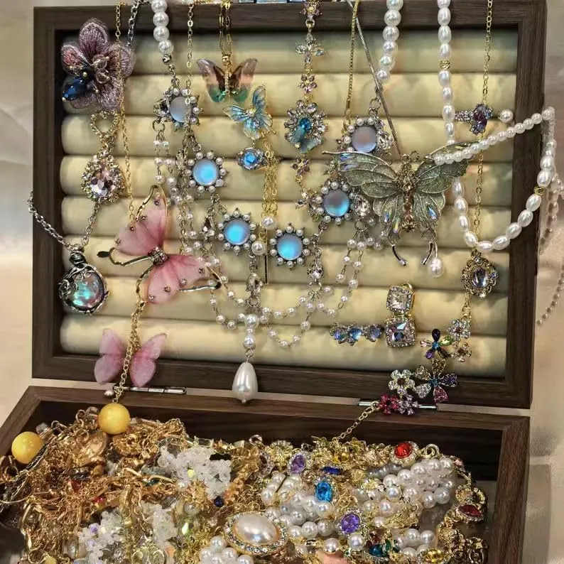 Miscterio Barattolo Gioielli, Scatola Gioielli Vintage, Scatola Sorpresa per Donne, Anelli Vintage, Collane, Bracciali, Set Orecchini Pinza per Capelli - immagine 2