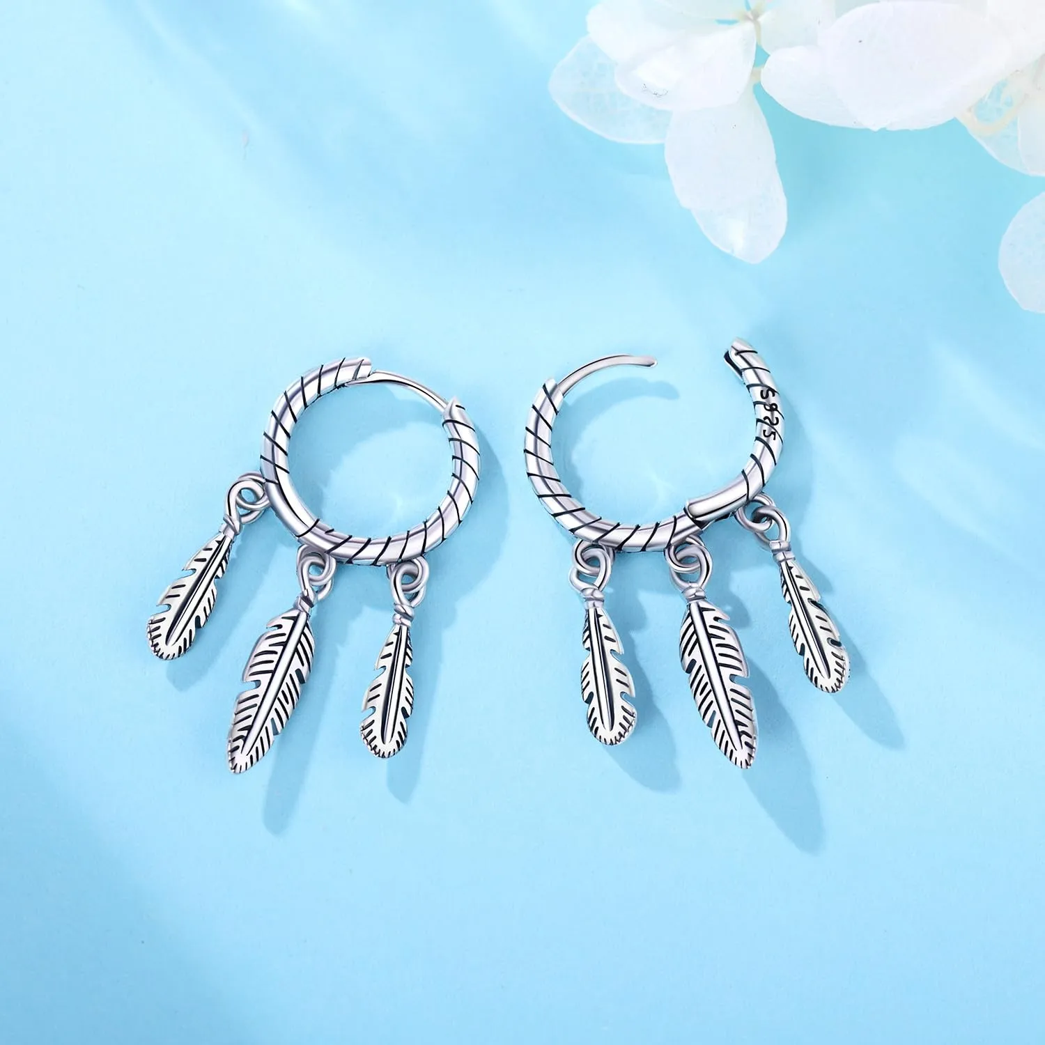 PANPOKI Orecchini pendenti a cuore, stella e luna in argento Sterling 925 placcato in oro 14 carati – Leggeri orecchini a cerchio con zirconia cubica | Gioielli ipoallergenici da donna | Confezione - immagine 2