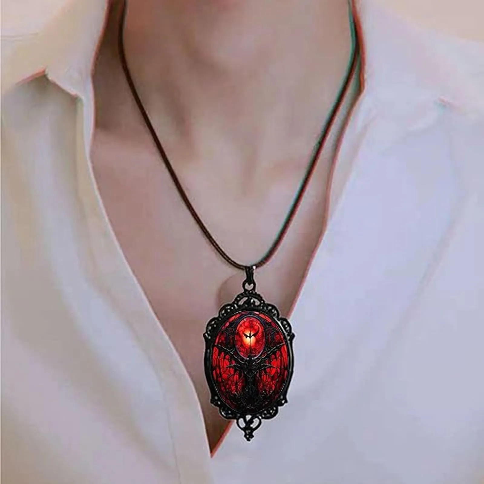 Gioielli Gotici Set Halloween, Collana Ciondolo Pipistrello e Orecchini - immagine 4