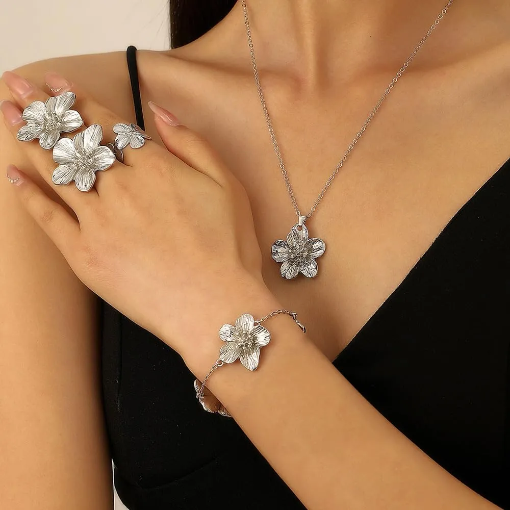 XFSRG 4 Pezzi Parure Gioielli Donna Fiore Set di Gioielli Floreali Ciondolo Orecchini Collana Orecchini Grandi Fiore Collana con Ciondolo a Forma di Fiori per Occasioni Speciali (Argento) - immagine 3
