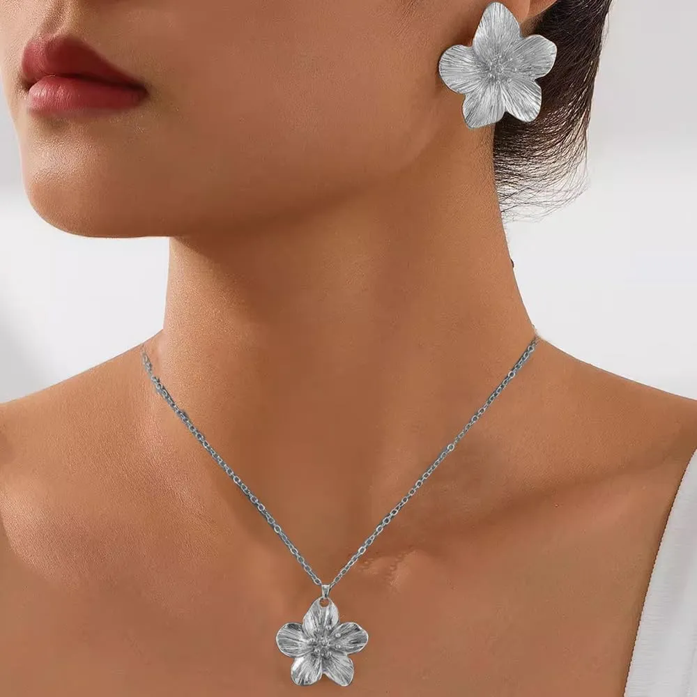 XFSRG 4 Pezzi Parure Gioielli Donna Fiore Set di Gioielli Floreali Ciondolo Orecchini Collana Orecchini Grandi Fiore Collana con Ciondolo a Forma di Fiori per Occasioni Speciali (Argento) - immagine 5