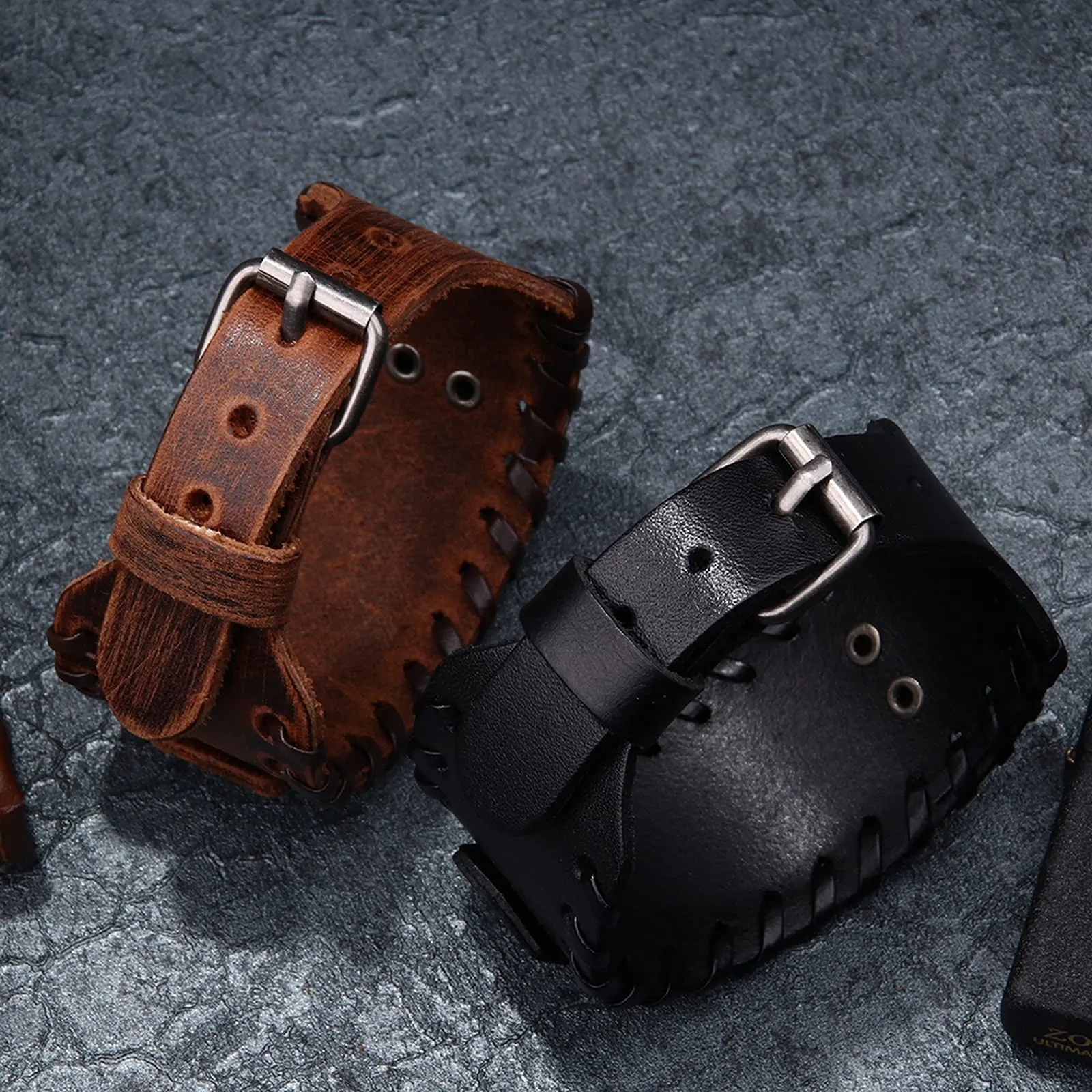 Bracciale vichingo marrone - Bracciale regolabile con amuleto nordico della bussola Vegvisir, gioielleria celtica pagana con talismano, 18 a 22,5 cm, Cuoio - immagine 4