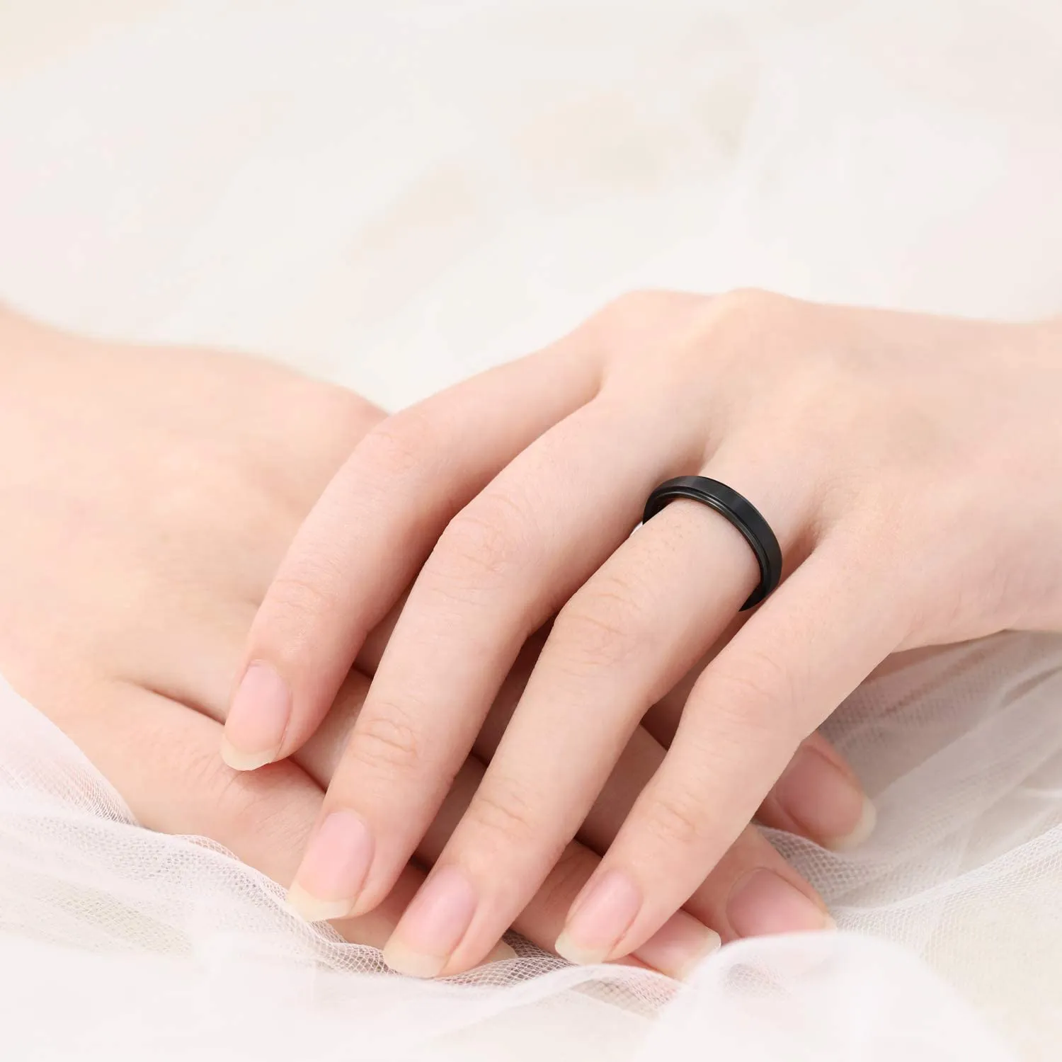 Zakk Anello da uomo e da donna titanio anelli di fidanzamento fedi nuziali nero spazzolato 4mm 6mm 8mm (4mm,47 (15.0)) - immagine 3
