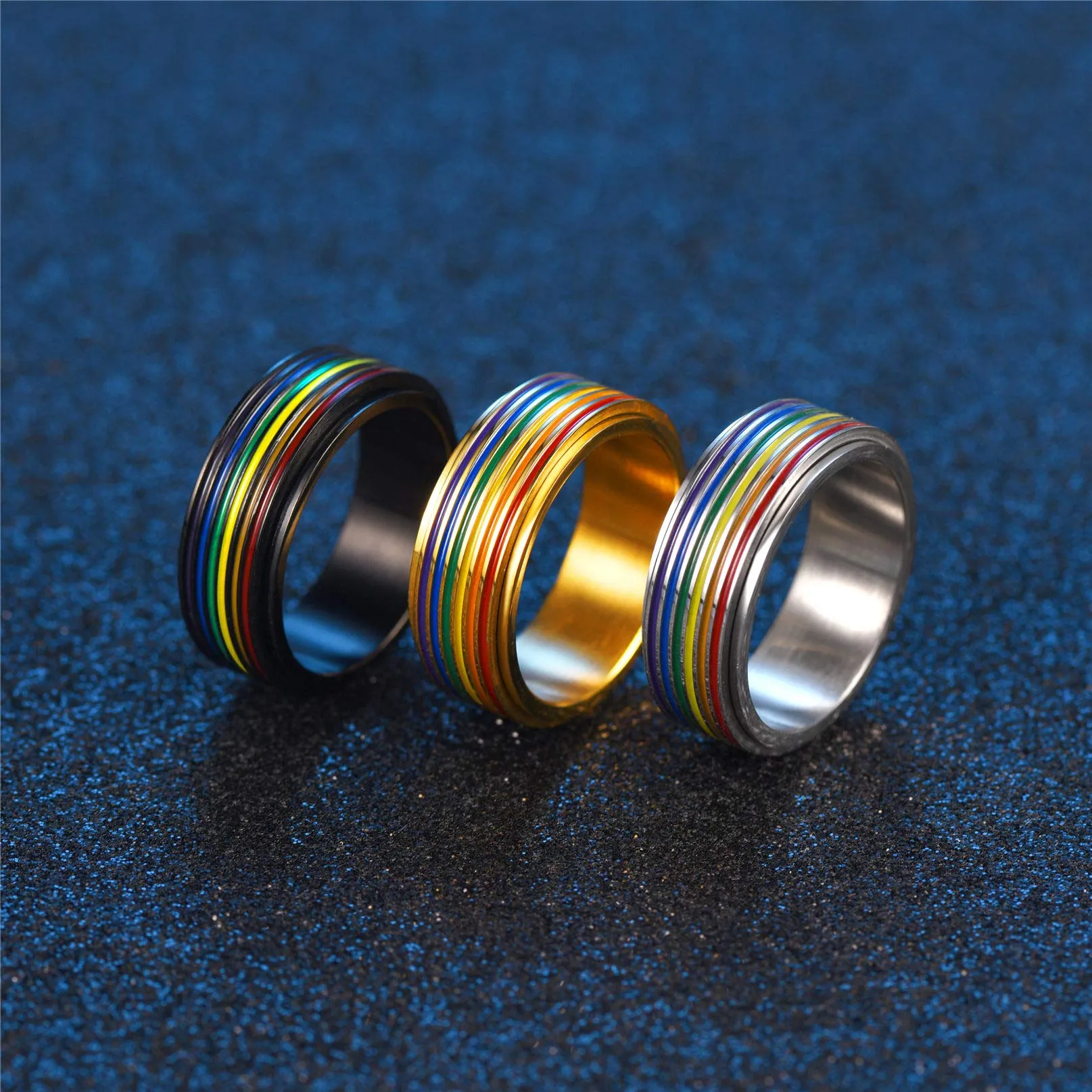 Bandmax LGBT Gay Pride Anello Uomo Donna Arcobaleno Girevole, Placcato Oro 18K Anelli Uomo in Acciaio Inossidabile, 17 Taglia Anello Gioielli Donna Uomo di Moda, Idee Regalo Compleanno Natale Coppia - immagine 4