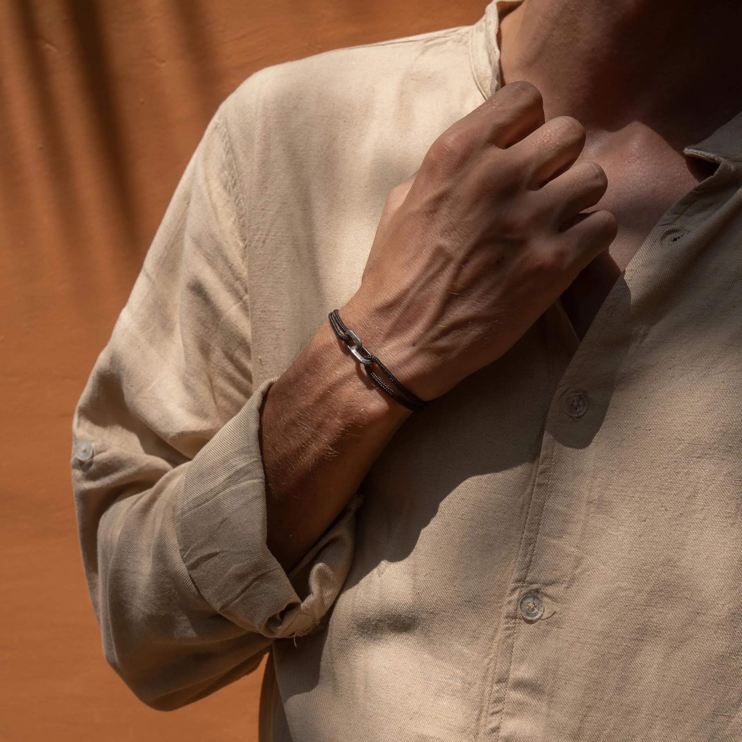 Made by Nami Bracciale Uomo Corda Marina Regolabile Impermeabile Fatto a Mano Nodo Scorsoio Acciaio Inossidabile Nero - immagine 4