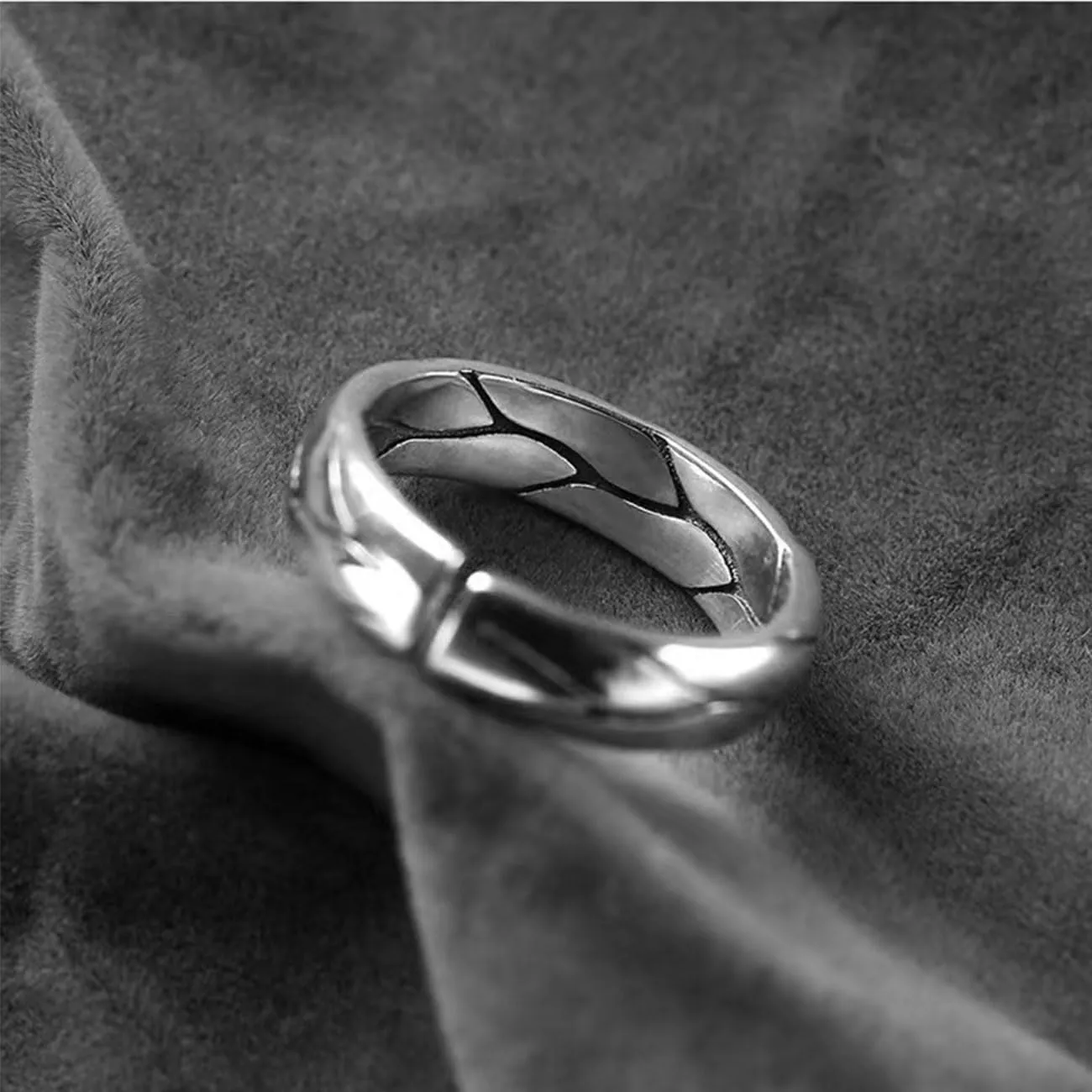 KONFEN Anello Vintage Aperto Regolabile da Uomo, Anello Vichingo con Design Möbiusz/Intertwined Chain/Vine/Crossover Pattern, Materiale Ipoallergenico Argento - immagine 5