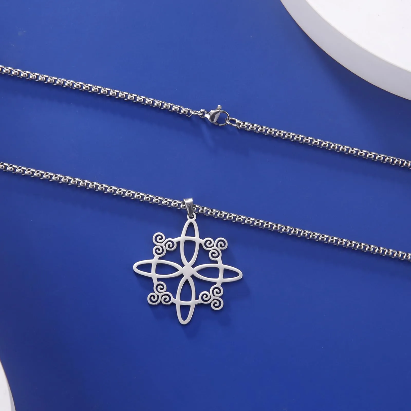 unift Collana di Nodi Delle Streghe per le Donne in Acciaio Inox Irlandese a 4 Punte Ciondolo Nodo Celtico Moda Charm Magick Gioielli (Argento 6) - immagine 4
