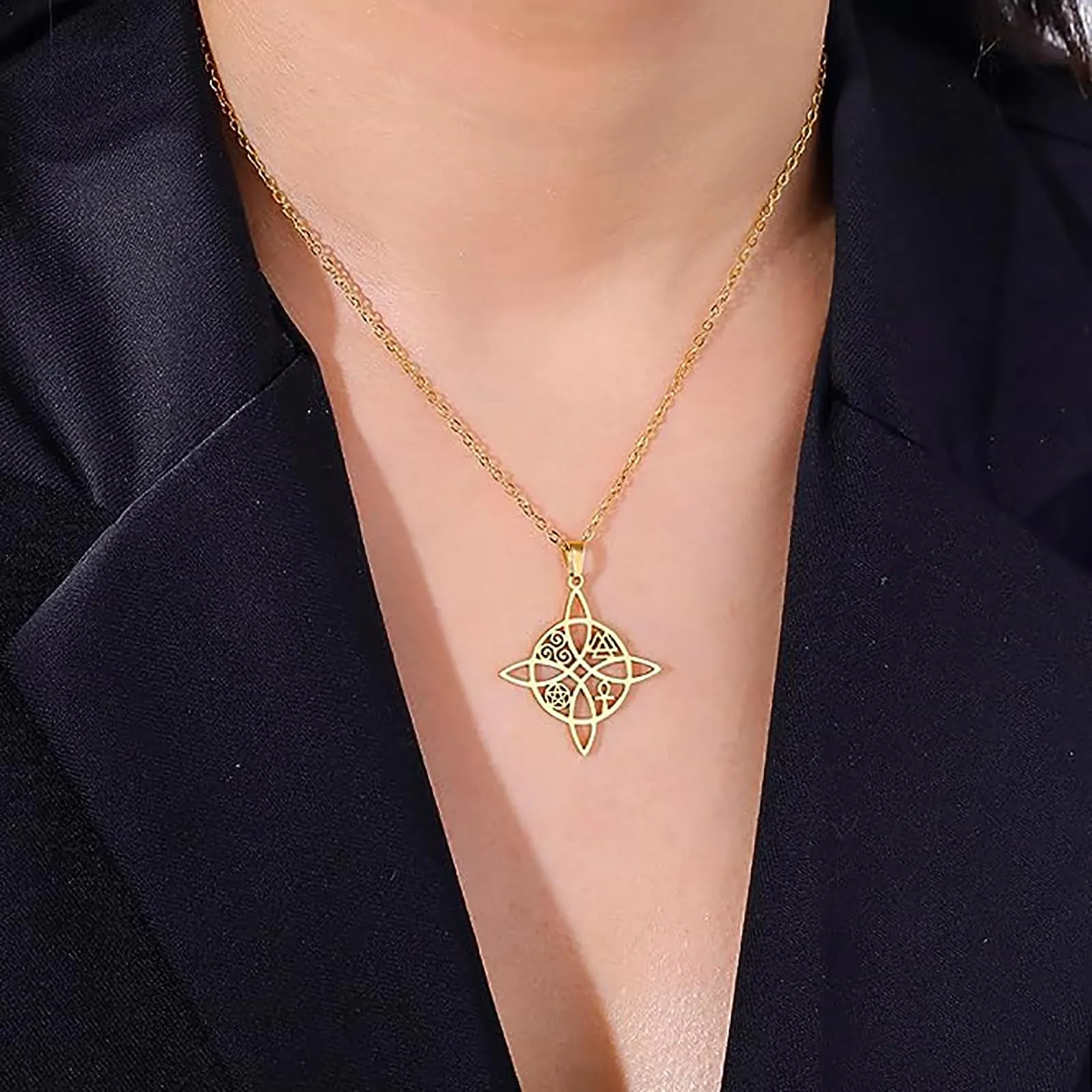 unift Collana di Nodi Delle Streghe per le Donne in Acciaio Inox Irlandese a 4 Punte Ciondolo Nodo Celtico Moda Charm Magick Gioielli (Oro 7) - immagine 3