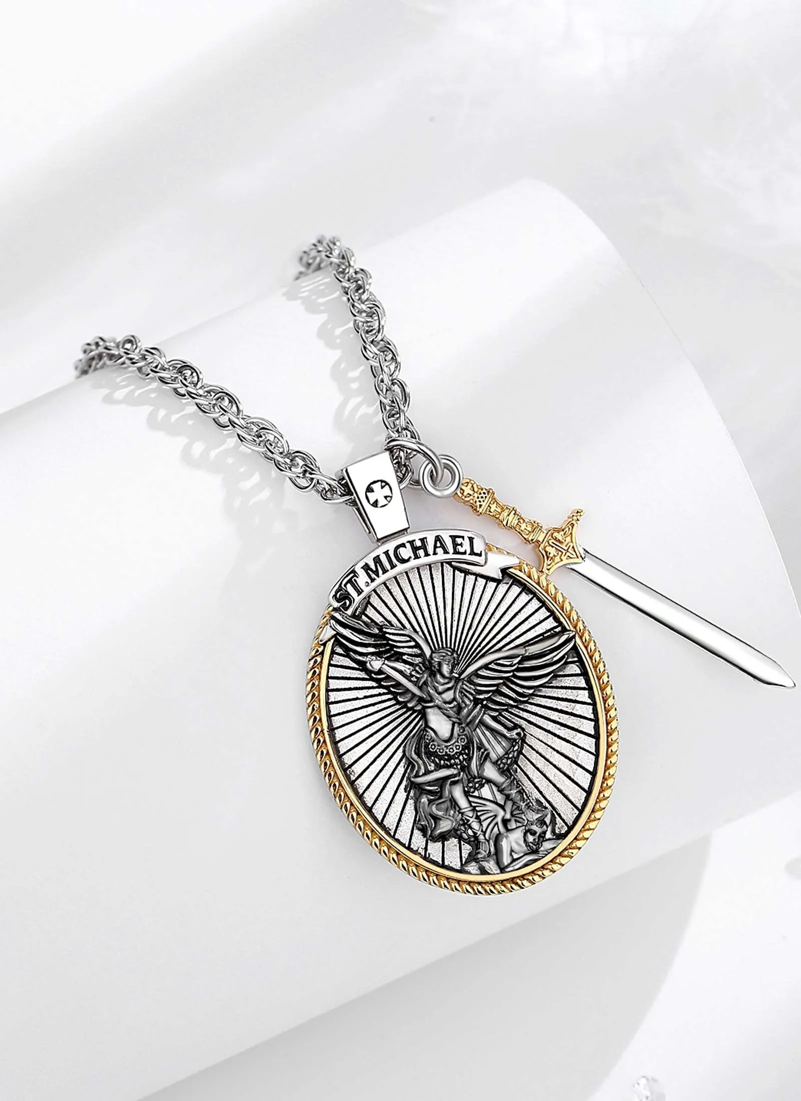 AEONSLOVE Medaglia San Michele Arcangelo Collana San Michele Argento 925 Uomo Donna Ciondolo Arcangelo Michele con Spada dell'Arcangelo Gioielli Religioso Regalo Cristiano Cattolico - immagine 3