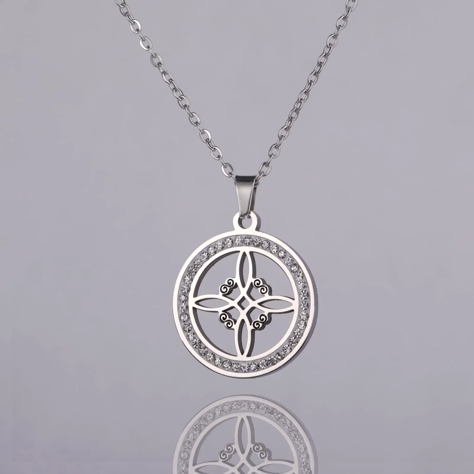 unift Collana di Nodi Delle Streghe per le Donne in Acciaio Inox Irlandese a 4 Punte Ciondolo Nodo Celtico Moda Charm Magick Gioielli (Argento 8) - immagine 4
