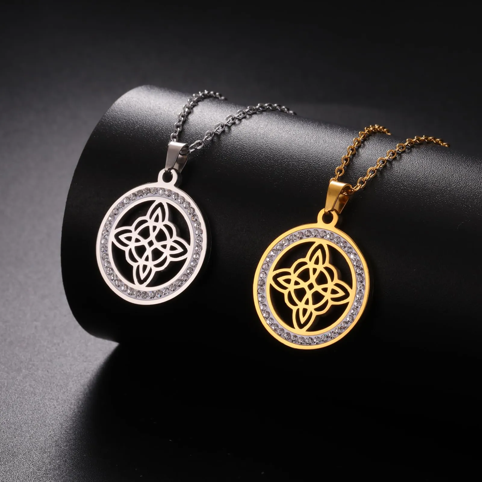 unift Collana di Nodi Delle Streghe per le Donne in Acciaio Inox Irlandese a 4 Punte Ciondolo Nodo Celtico Moda Charm Magick Gioielli (Argento 9) - immagine 5