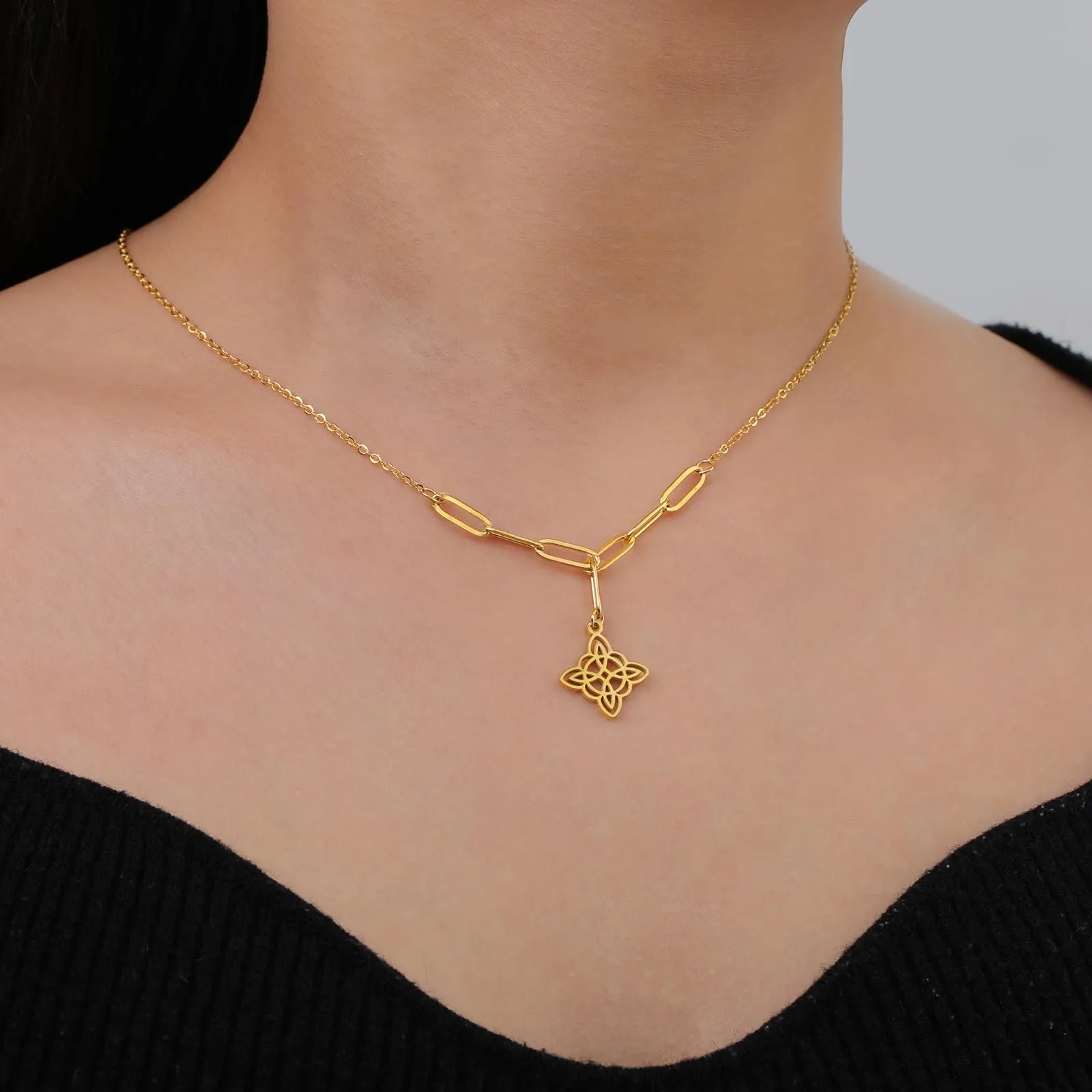 unift Collana di Nodi Delle Streghe per le Donne in Acciaio Inox Irlandese a 4 Punte Ciondolo Nodo Celtico Moda Charm Magick Gioielli (Oro 10) - immagine 2