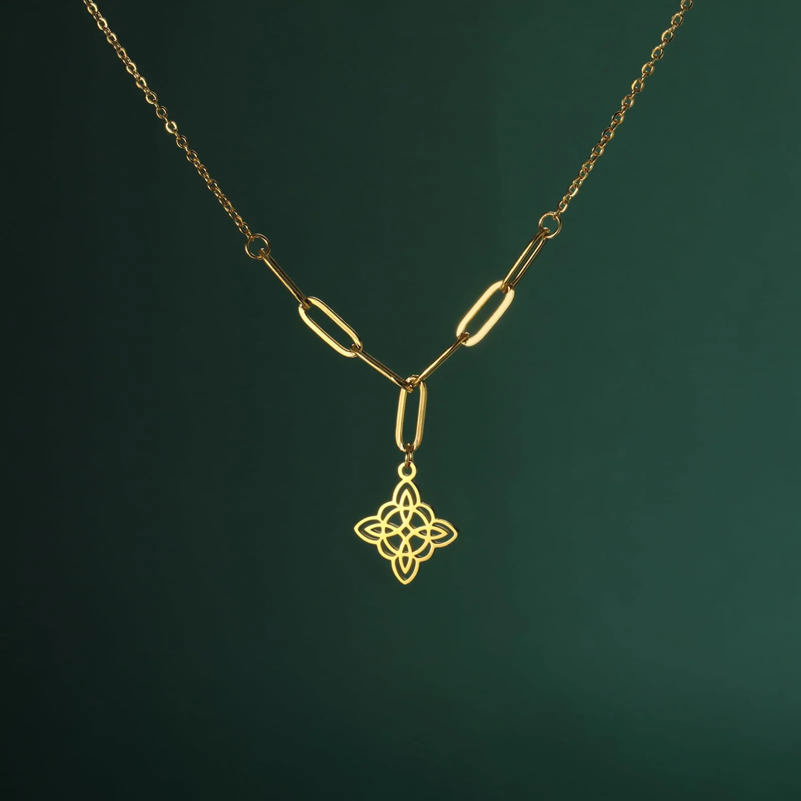 unift Collana di Nodi Delle Streghe per le Donne in Acciaio Inox Irlandese a 4 Punte Ciondolo Nodo Celtico Moda Charm Magick Gioielli (Oro 10) - immagine 5