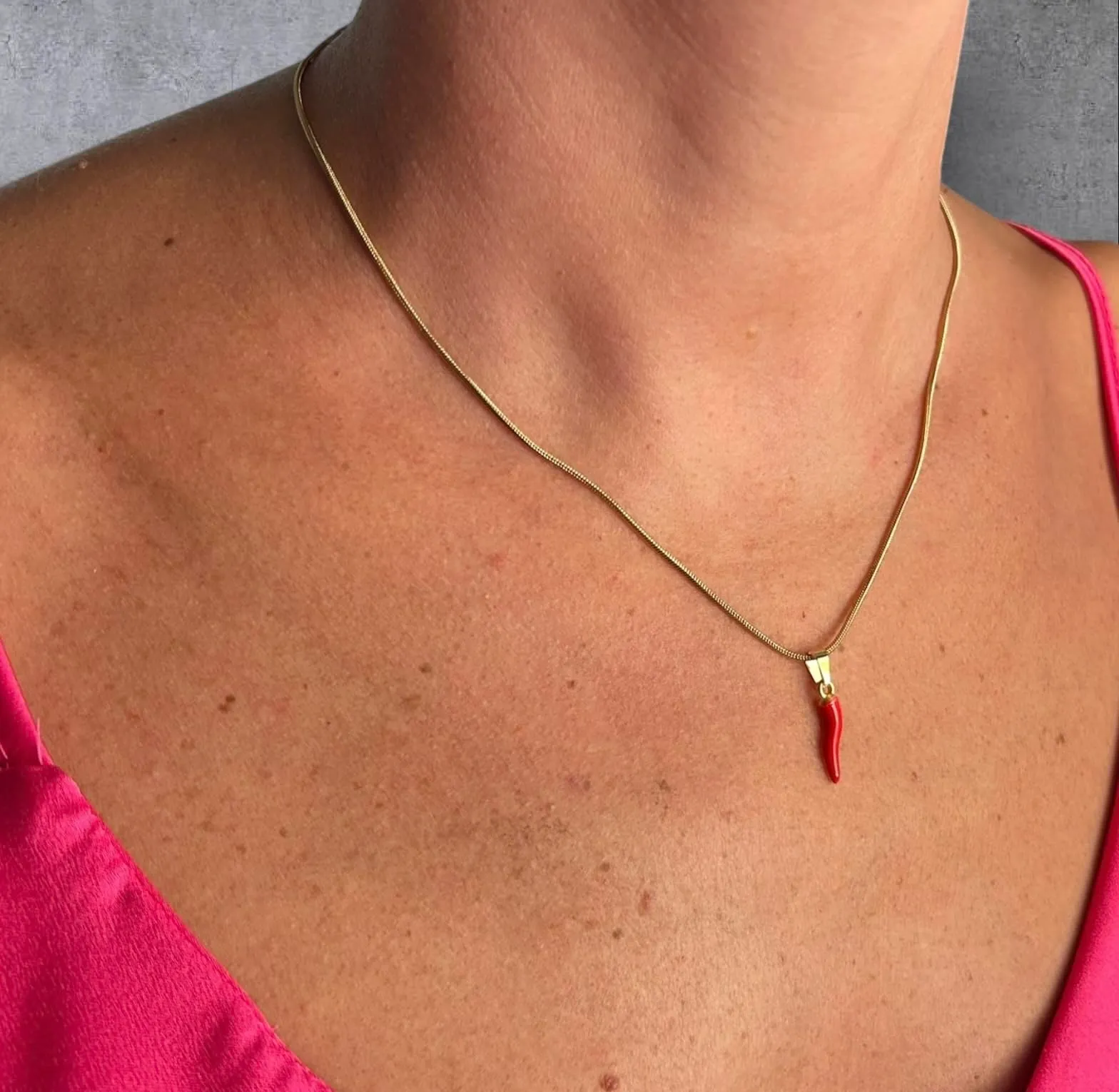 Collana Donna Uomo Catena coda di Topo in Acciaio inox 316L con Ciondolo Corno Cornetto Rosso Peperoncino inossidabile anallergico (GOLD) - immagine 2
