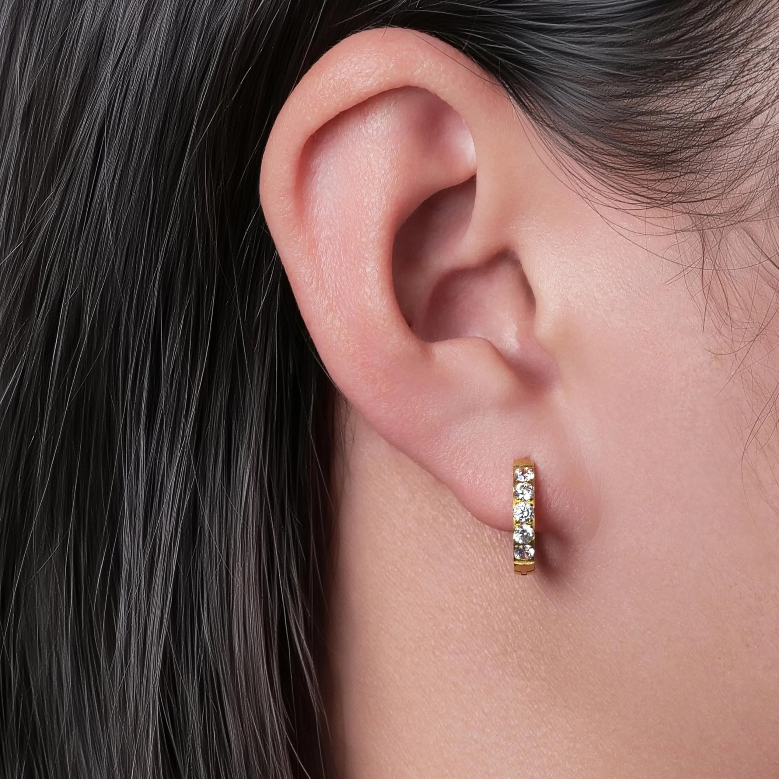 limerencia G23 Orecchini a Cerchio Anallergici per Orecchie Sensibili,Huggie Hoop Orecchini in Titanio 8 mm/10 mm/12 mm,Orecchini Argento Diamante per Donna Uomo Bambina(oro 10mm) - immagine 8