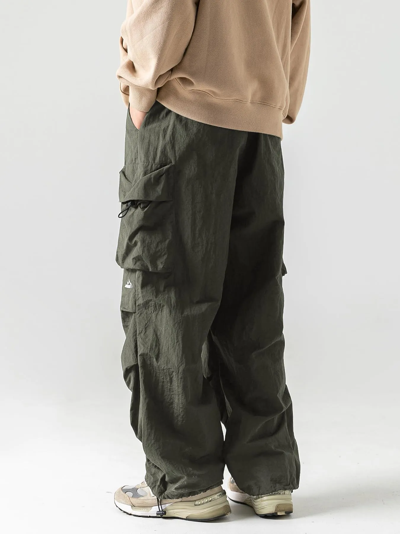CAONAT Pantaloni Cargo da Uomo, Leggeri, Casual, Resistenti all'Acqua, per attività all'aperto, Pesca, Lavoro, Jogging, con Tasche Multiple, Verde, M - immagine 3