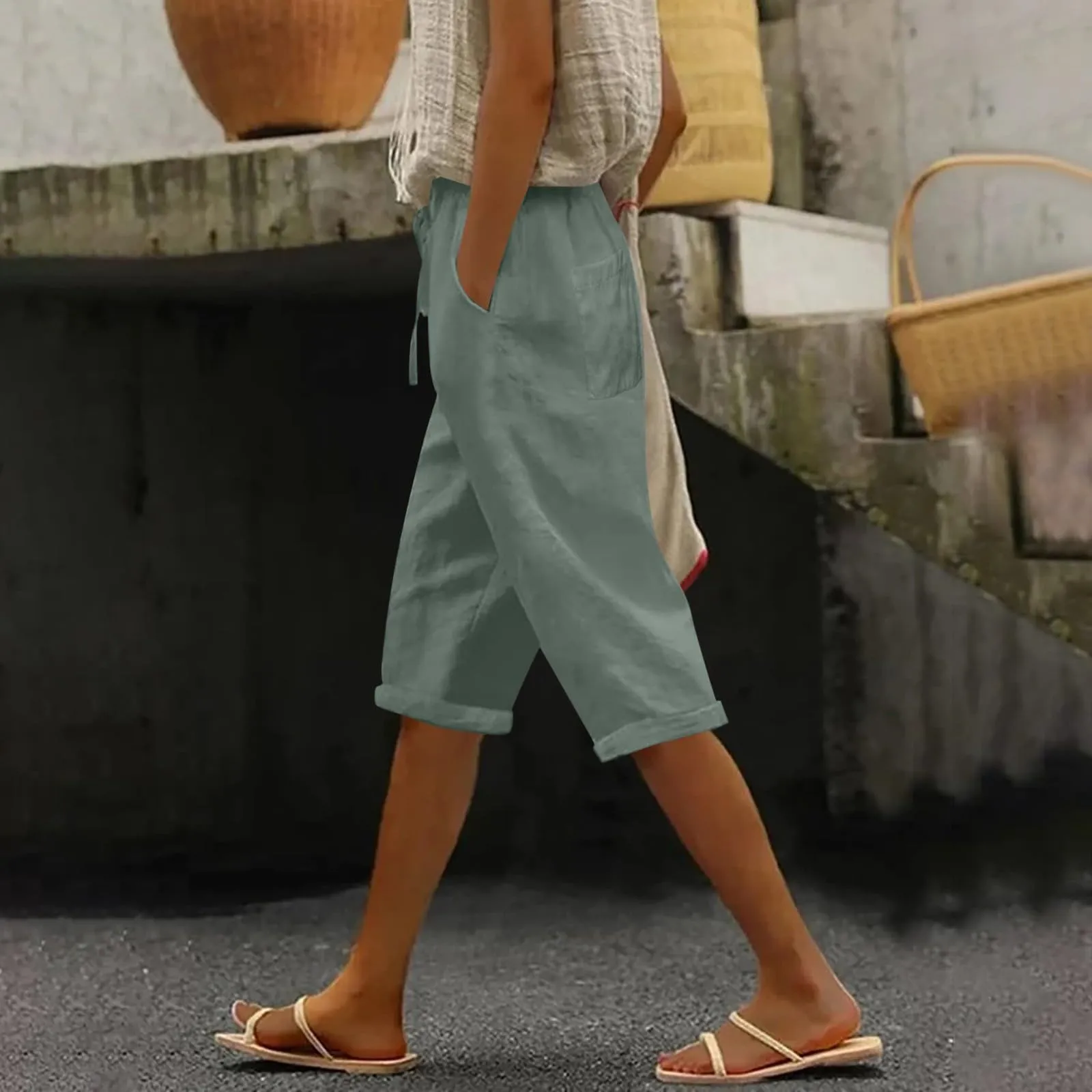 Bermuda da donna al ginocchio con tasche, gamba dritta, in cotone e lino, con elastico in vita, casual, tinta unita, lunghi, estivi, da lavoro, pantaloni da salotto, Verde menta, S - immagine 3