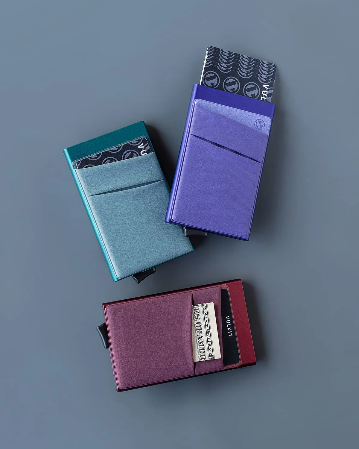 VULKIT Porta Carte di Credito Uomo o Donna Schermato RFID Pop-Up Portafoglio Uomo Slim Porta Tessere Metallo Rigido con Tasca Elastica, Vino - immagine 6