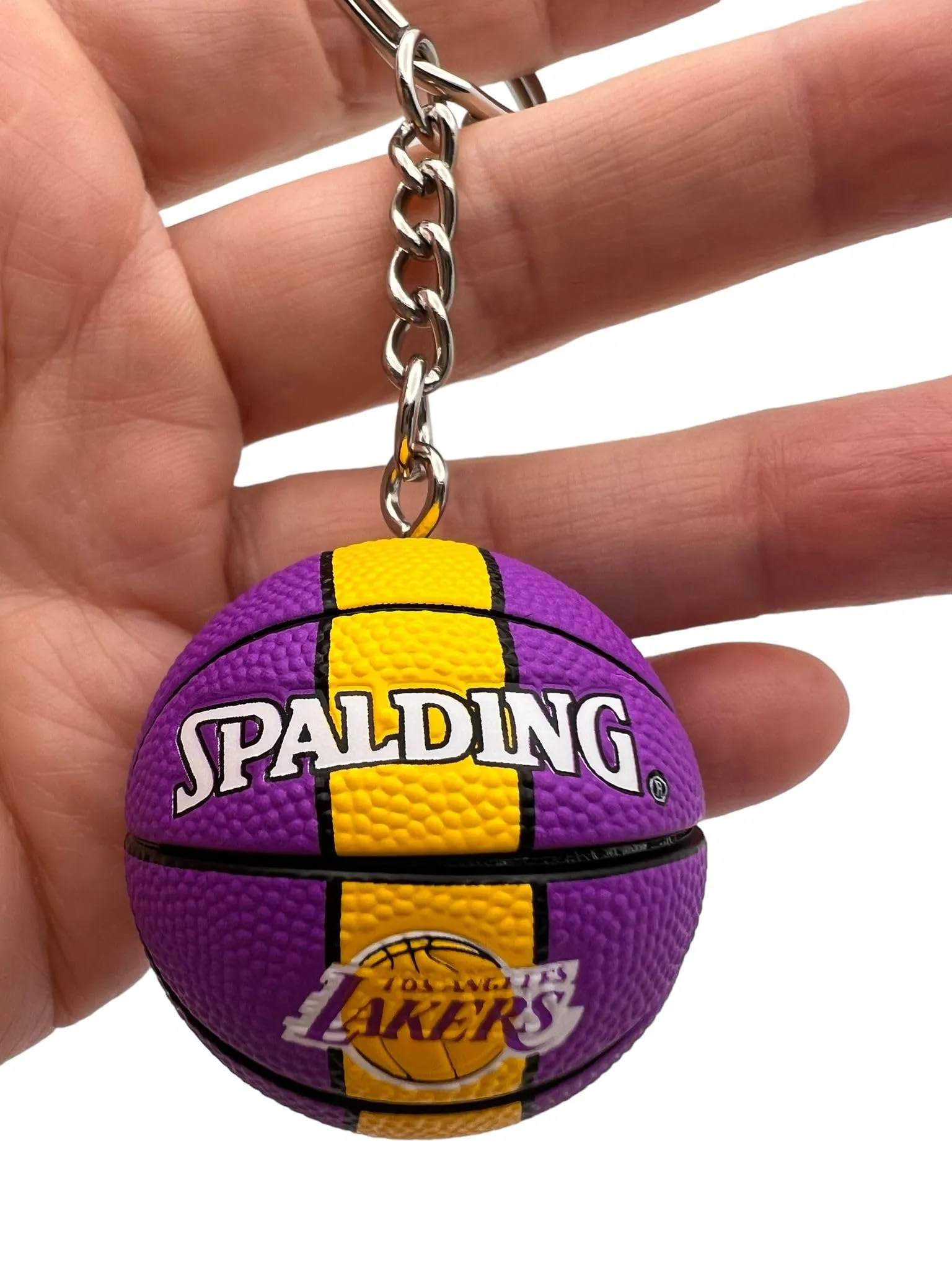 Generico Palla Portachiavi Compatibile con NBA Lakers Basket Gadget Accessori Idea Regalo Uomo Donna Bambino Ciondolo Creativo 3D - immagine 3