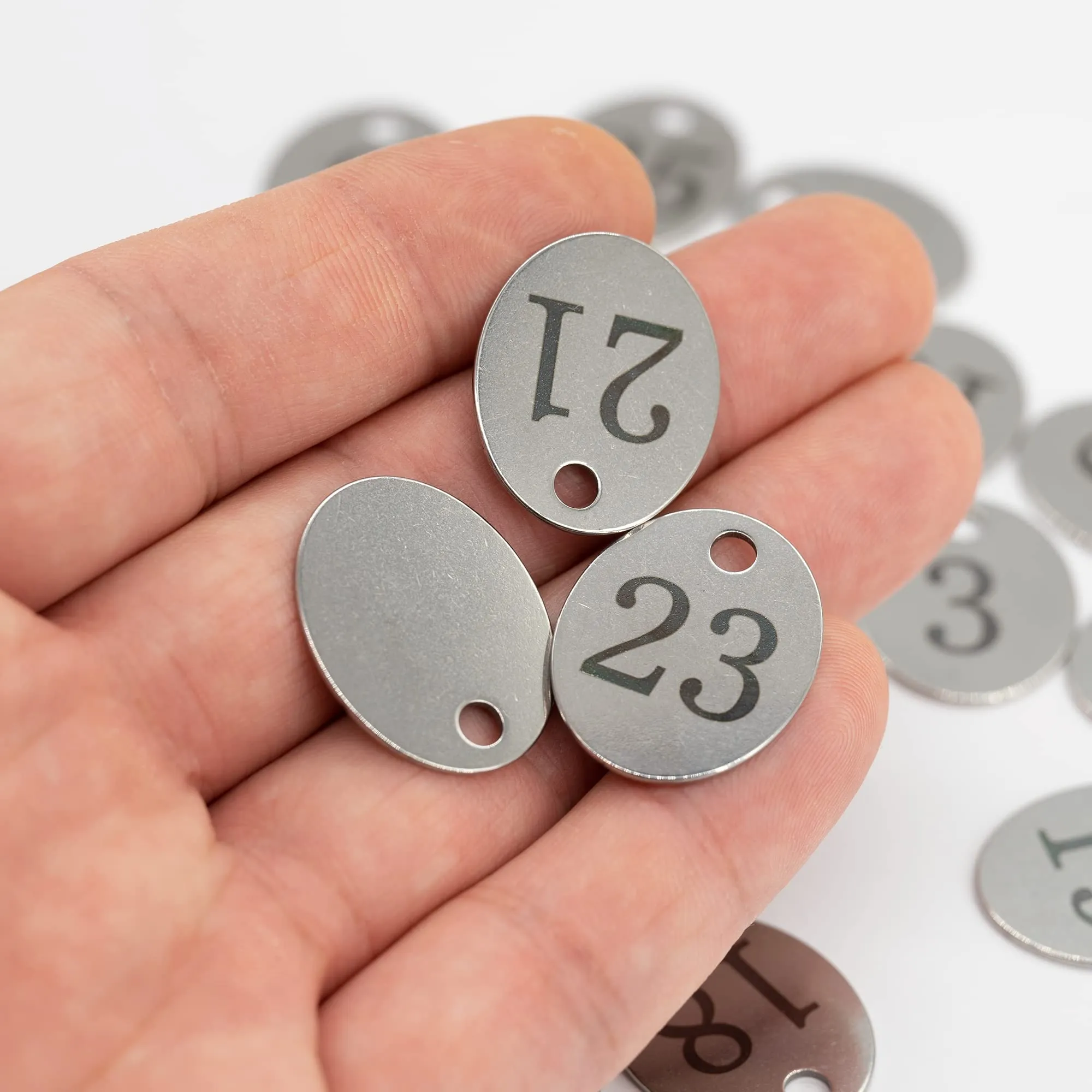 Etichette con numeri in acciaio inox val con portachiavi (1-25) - immagine 3