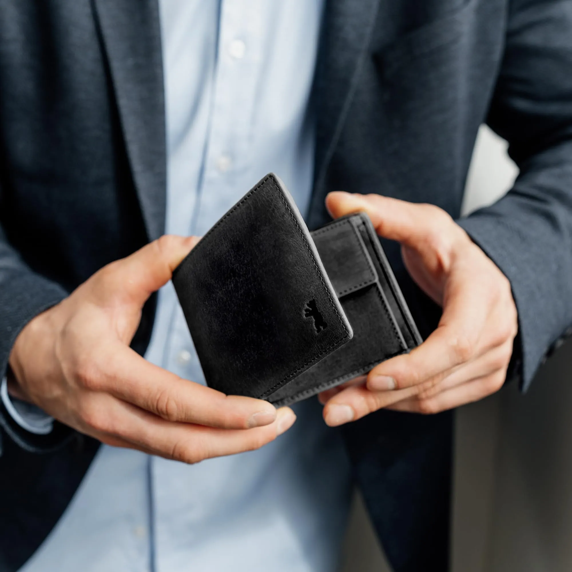Berliner Bags Portafoglio Uomo con Portamonete e Porta Carte in Pelle RFID - immagine 2