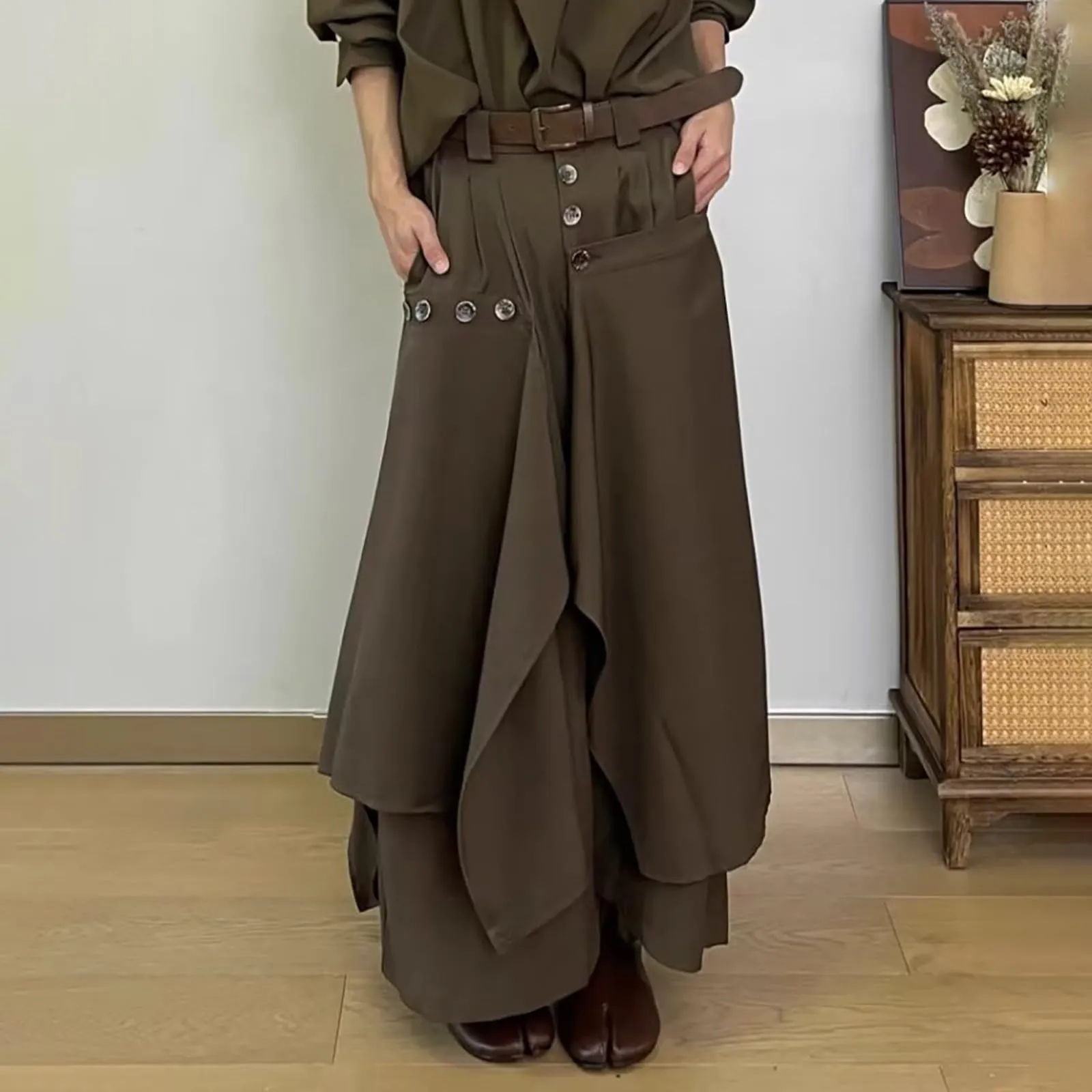 Gonna da uomo in stile giapponese, Samurai Hakama, pantaloni harem, colore nero, per il tempo libero, comodi, morbidi, eleganti, con bottoni asimmetrici, pantaloni da yoga ninja, O caffè., XXL - immagine 3