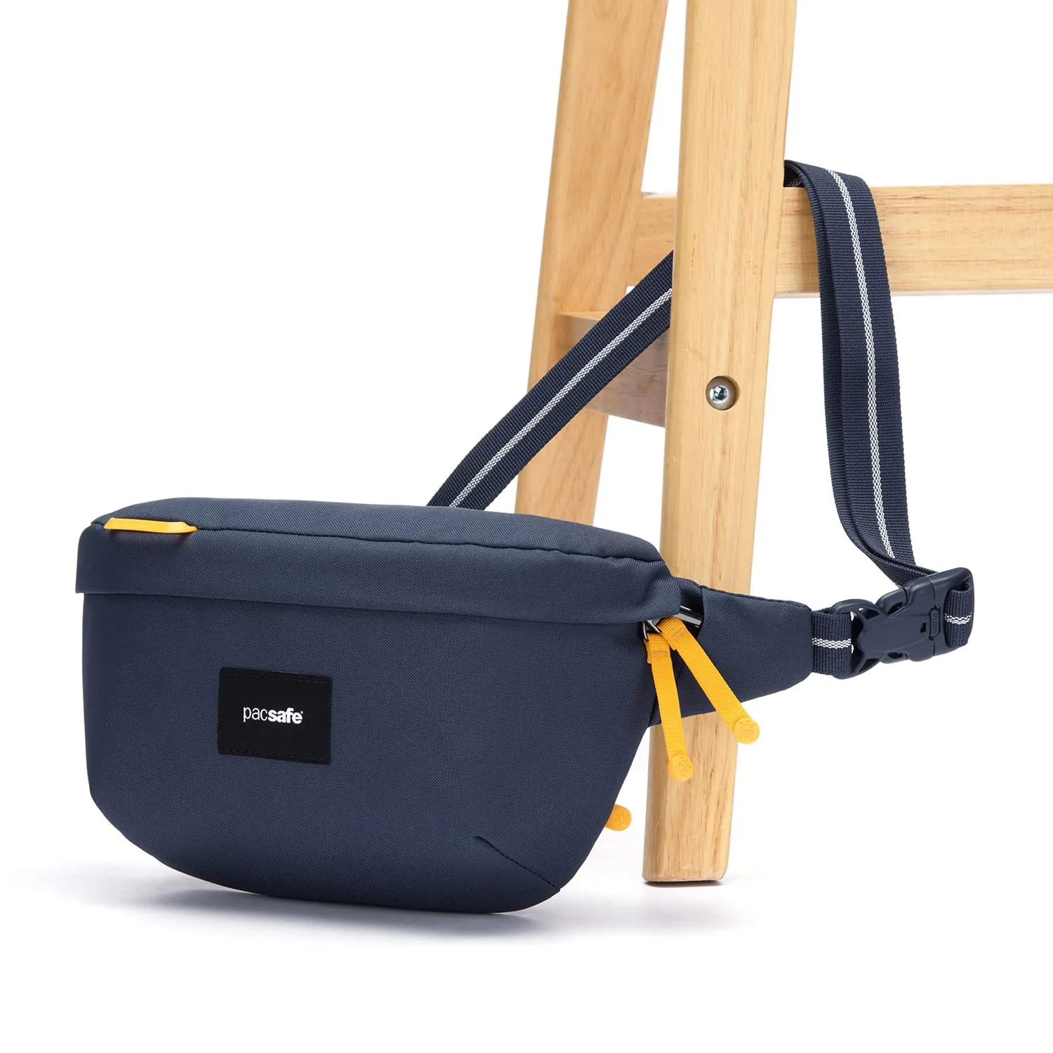 Pacsafe Go Anti Theft Sling Pack, Jet Black - immagine 5