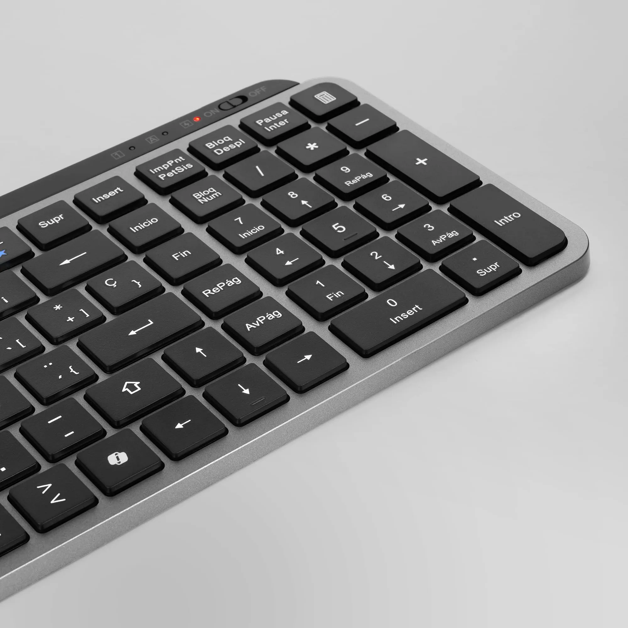 Mars Gaming MK-SILENKEYS, Inglese US, Tastiera Wireless Full-Format Compatta, Profilo Basso, Switch a Forbice Silenziosi, Tasto Copilot AI, Bluetooth 5.1 Dual 2.4GPRO, Batteria 200h, PC, Mac, Nero - immagine 7