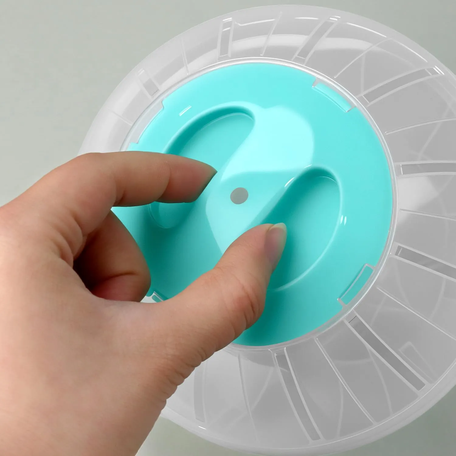 QWORK® Palla per Criceti 14,5cm, Ruota Criceto Trasparente con Coperchio Azzurro, per Criceti Nani, Gerbilli e Piccoli Roditori - immagine 3
