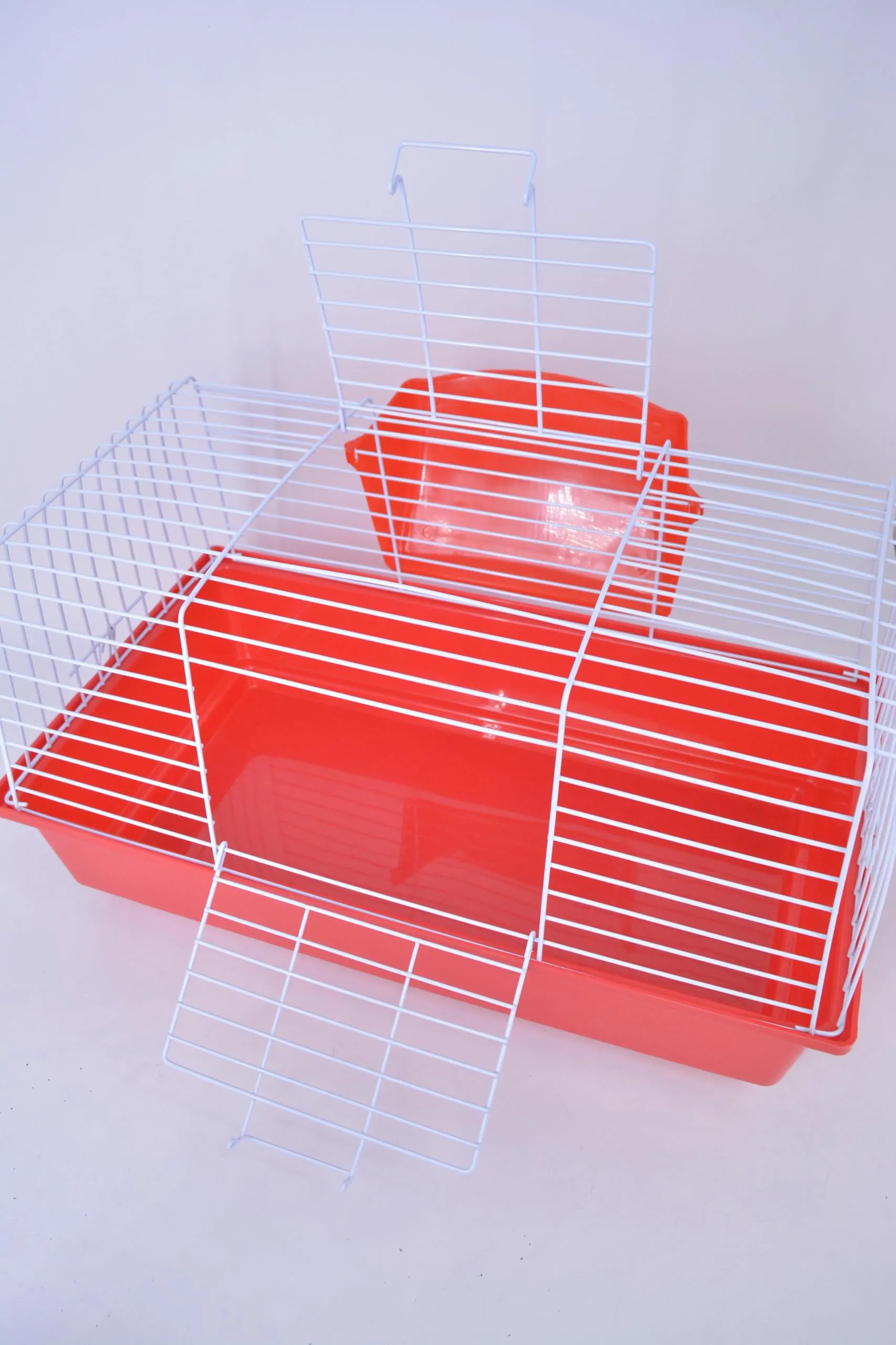 Pet's Solution - Gabbia per Coniglio Nano e Piccoli Roditori, con Portafieno e Doppia Apertura - Rosso 64x36x35,5h cm - immagine 6