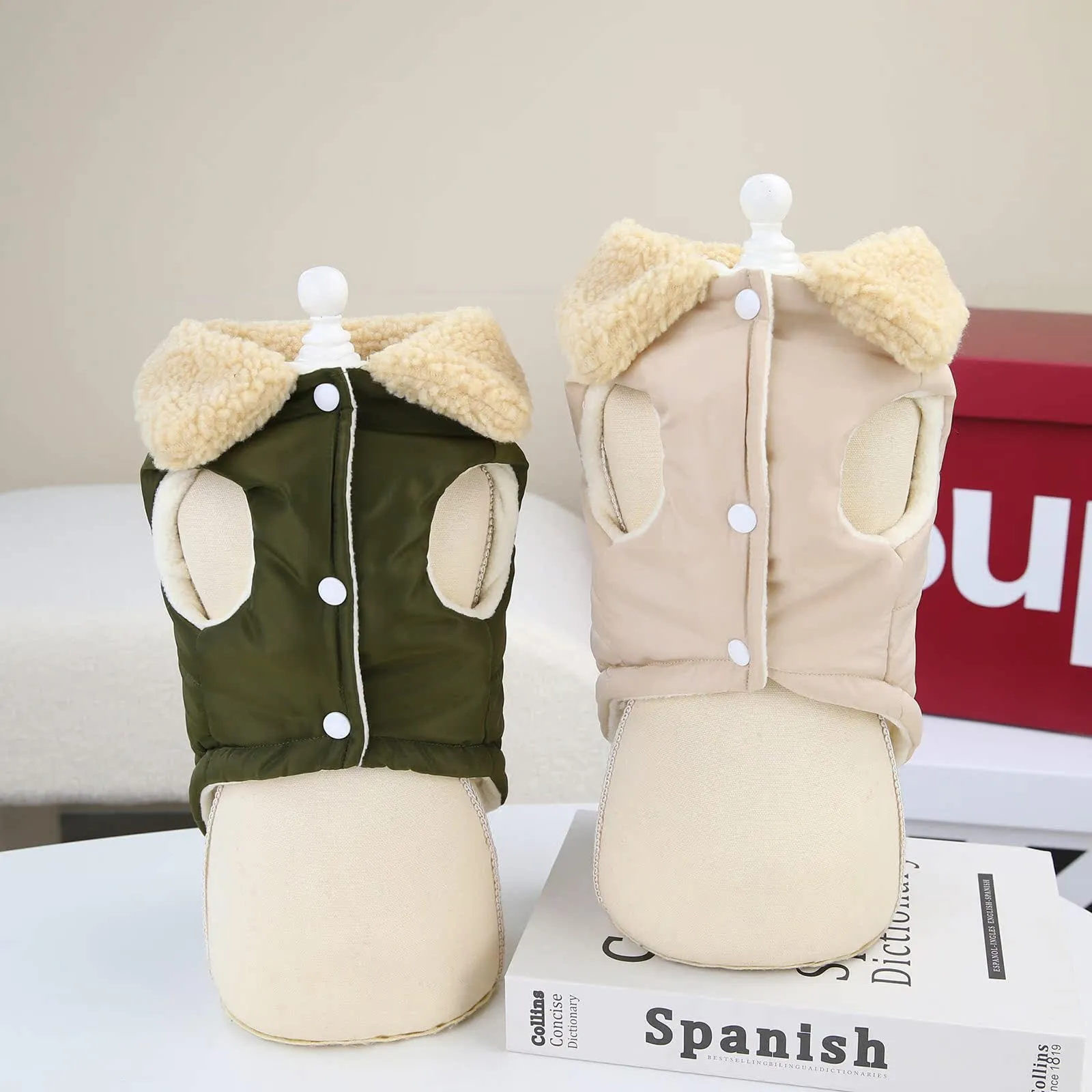 Izefia Cappotto del Cane Freddo Antivento Giacca Felpa Calda Invernale Vestiti Spessi Collare di Pelliccia Stile Nordico Cappotto del Cane Piccolo Gatto Medio - immagine 7
