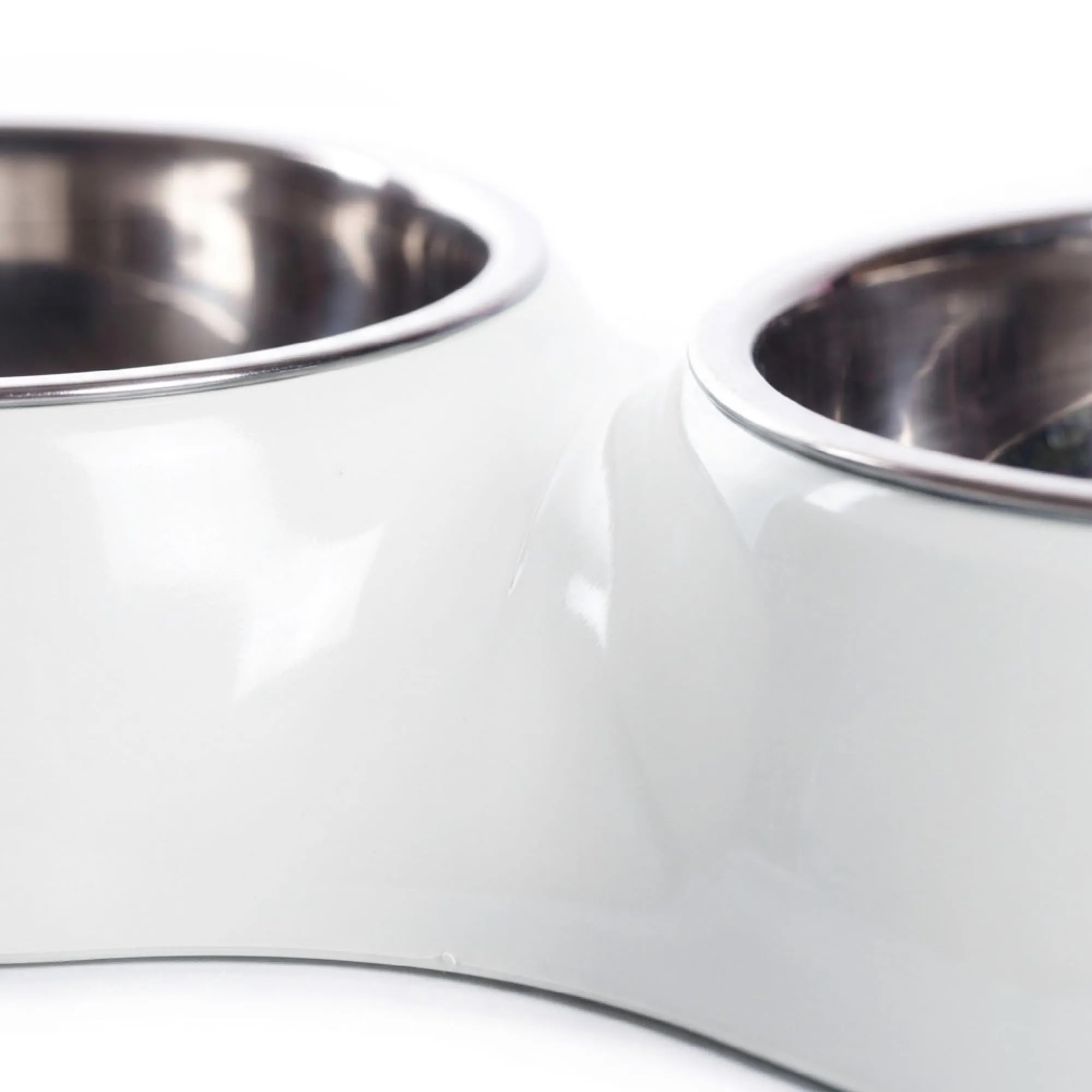 IlGruppone Ciotola Doppia per Cani e Gatti con 2 Vaschette in Acciaio Inox da 0,8 L, Dispenser Acqua e Cibo, Base in Plastica Resistente, 20,5 x 20,5 x 6 cm - Bianco - immagine 3