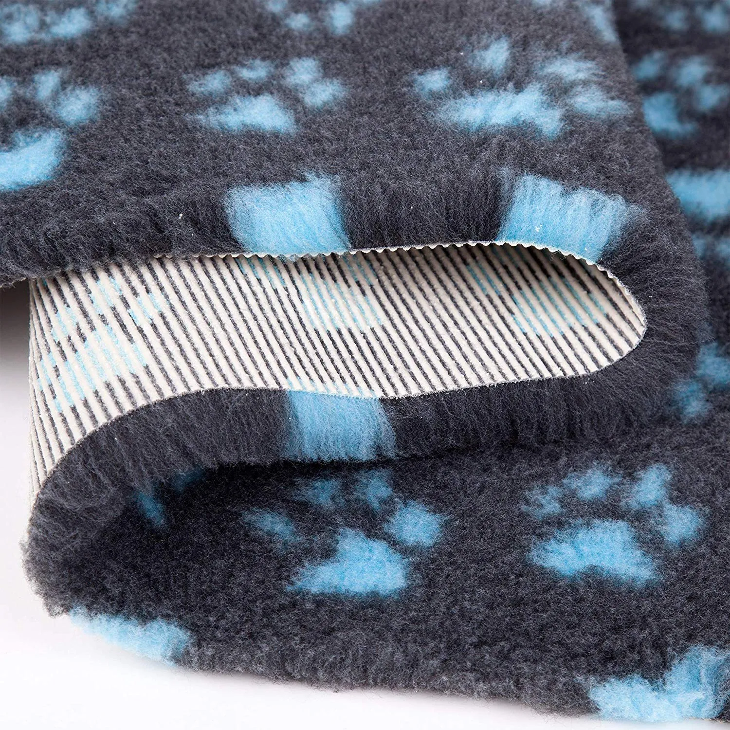 Profleece Non Slip Vet Bedding Originale 100 x 75 cm Tappeto per Cani e Gatti Incontinenti, Anziani, Malati Termoisolante, Filtra i Liquidi, Mantiene il Pelo Asciutto. (Celeste) - immagine 8