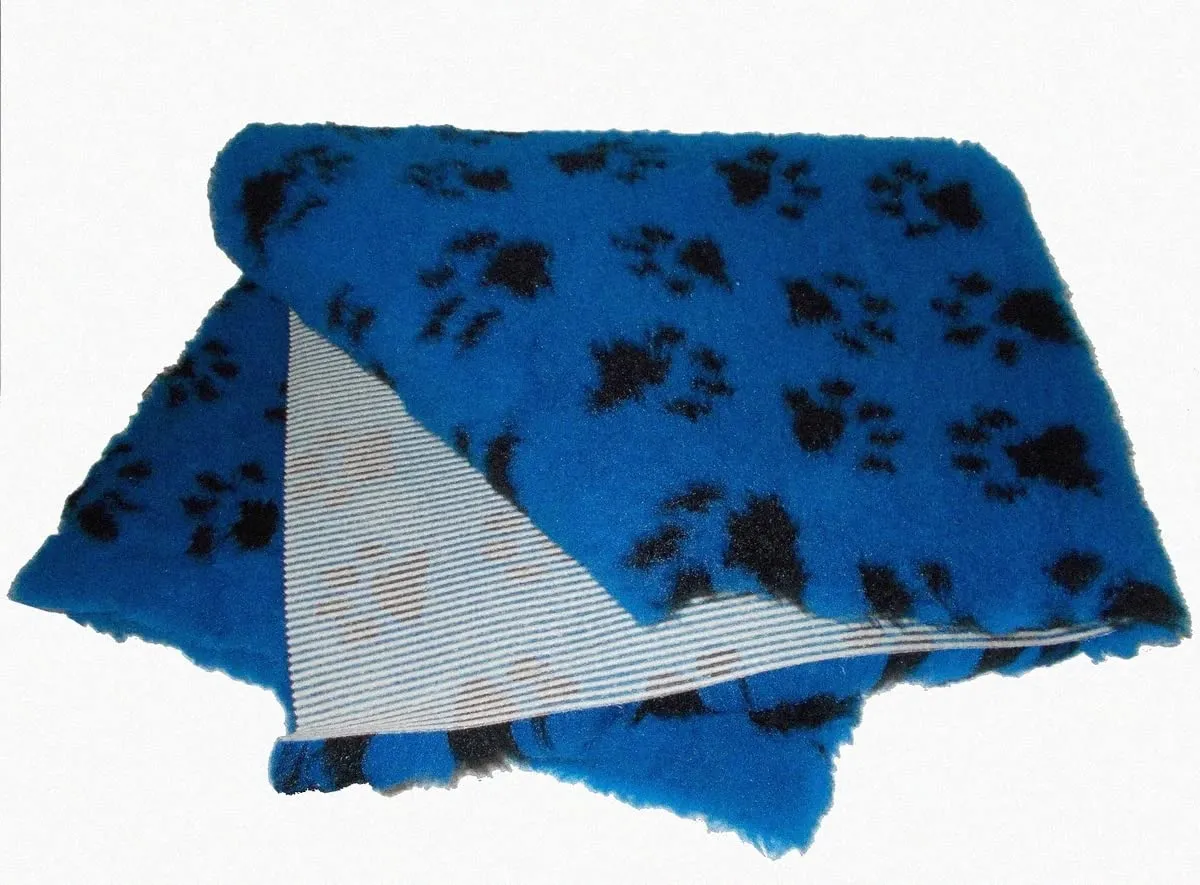 Profleece Non Slip Vet Bedding Originale 100 x 75 cm Tappeto per Cani e Gatti Incontinenti, Anziani, Malati Termoisolante, Filtra i Liquidi, Mantiene il Pelo Asciutto. (Azzurro Zampe Nere) - immagine 4