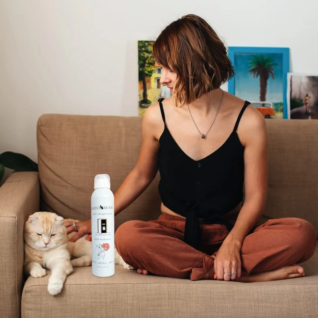Kotomoda Spray Probiotico Antiallergico per Proprietari di Gatti 200 ml — Neutralizza l'Allergene Fel d 1 su Tappeti, Divani e Biancheria — Sicuro per Gatti, Cani e Bambini — Formula Biotecnologica - immagine 8