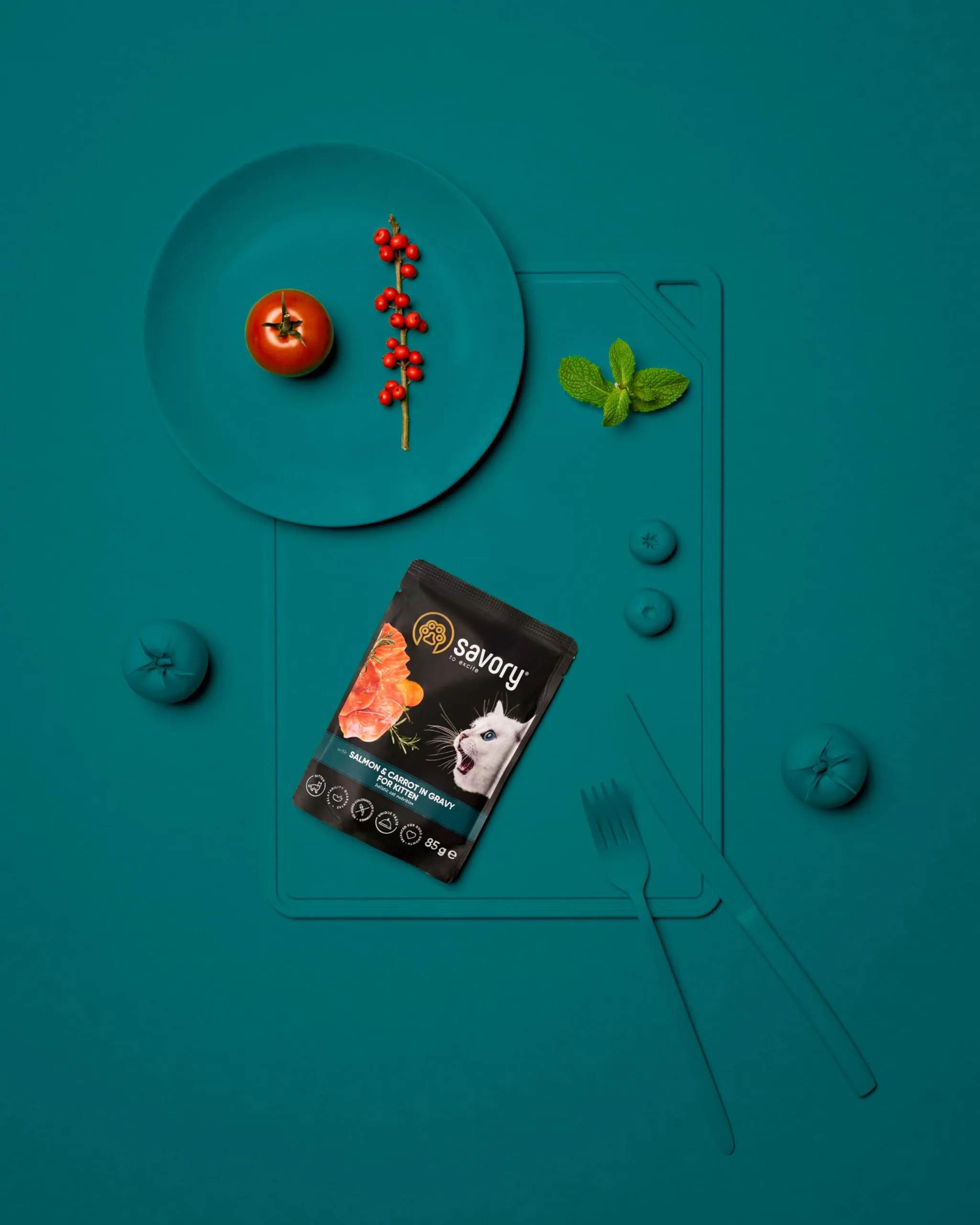 Savory - cibo umido per gatti - per Gattino - Salmone e carote - pezzi di carne morbida, con taurina, vitamine E, D3, zinco - (24 x 85 g) - immagine 5