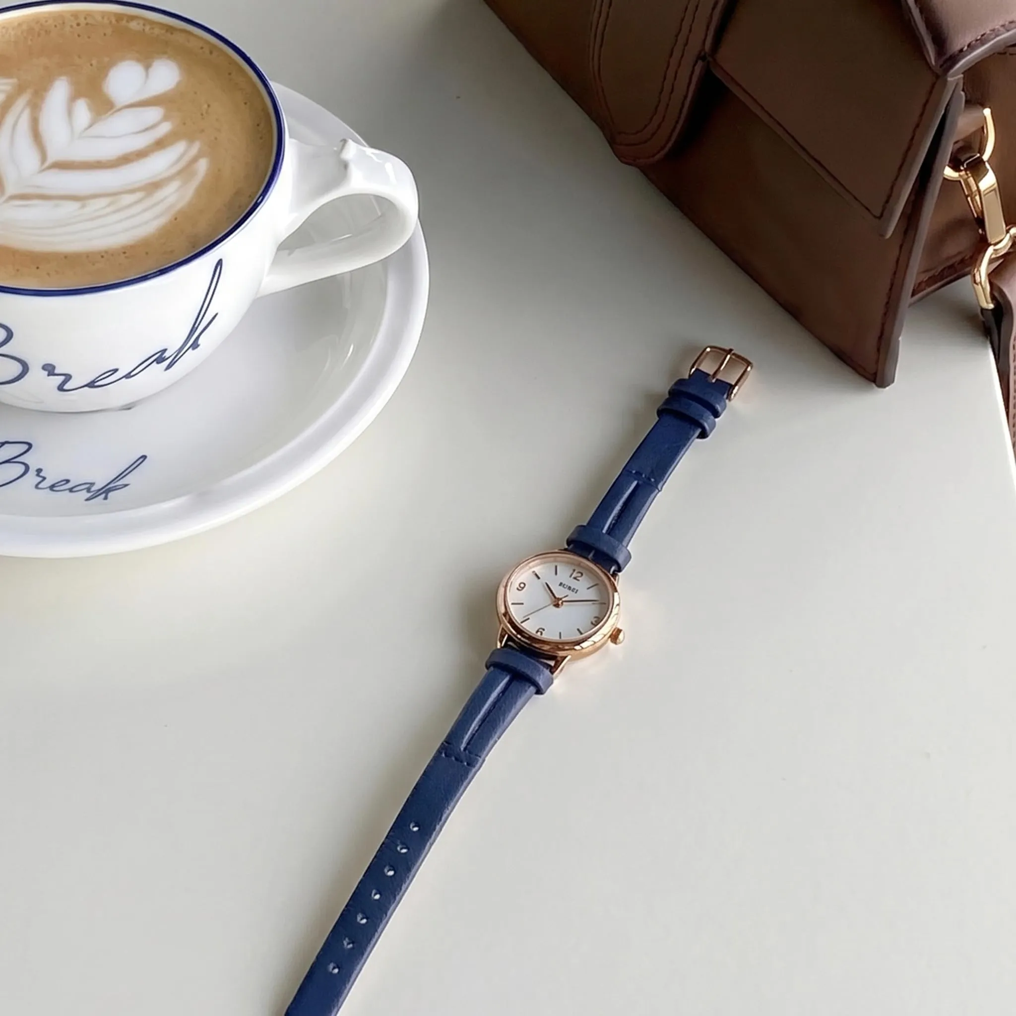 BUREI Mini orologio da donna analogico al quarzo, elegante orologio da polso da donna con cinturino in pelle per donne, Nero, Minimalista (blu) - immagine 2