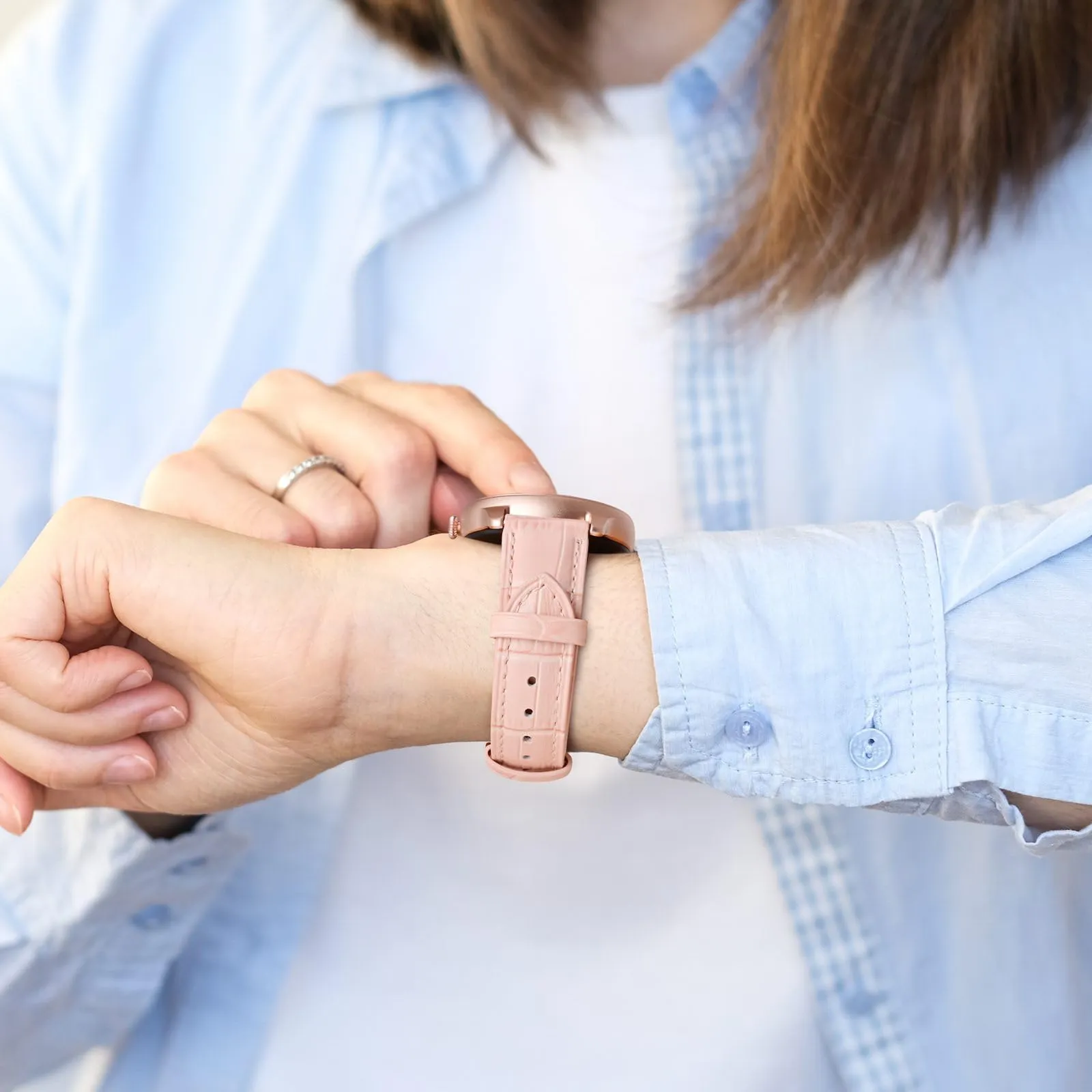 WOCCI 12mm Cinturino Orologio in Pelle da Donna, Grana di Alligatore Goffrata, Pelle Fiore Superiore, Sgancio Rapido, Fibbia Oro (Rosa Chiaro) - immagine 6