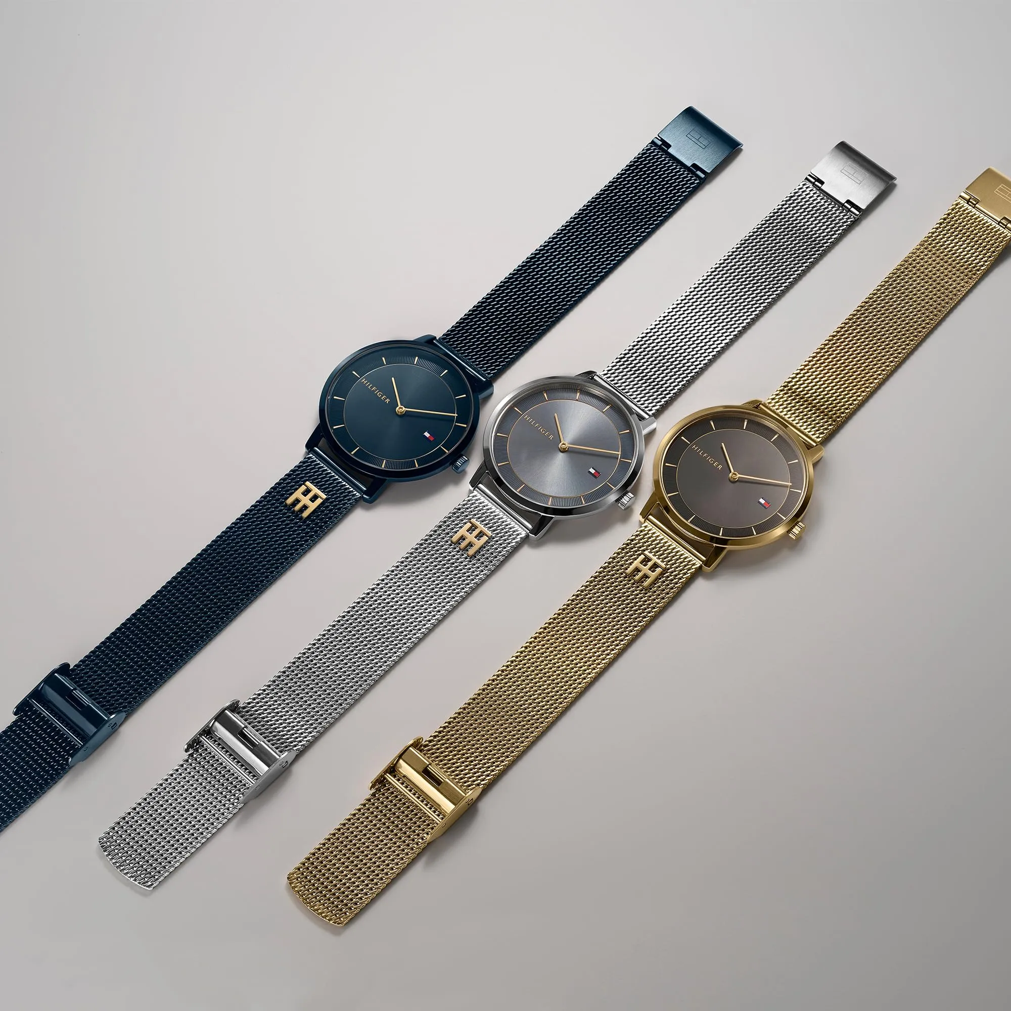 Tommy Hilfiger Orologio Con Movimento Al Quarzo A Due Lancette da Donna con Cinturino in Maglia Metallica in Acciaio Inossidabile Blu Navy - 1782740 - immagine 5